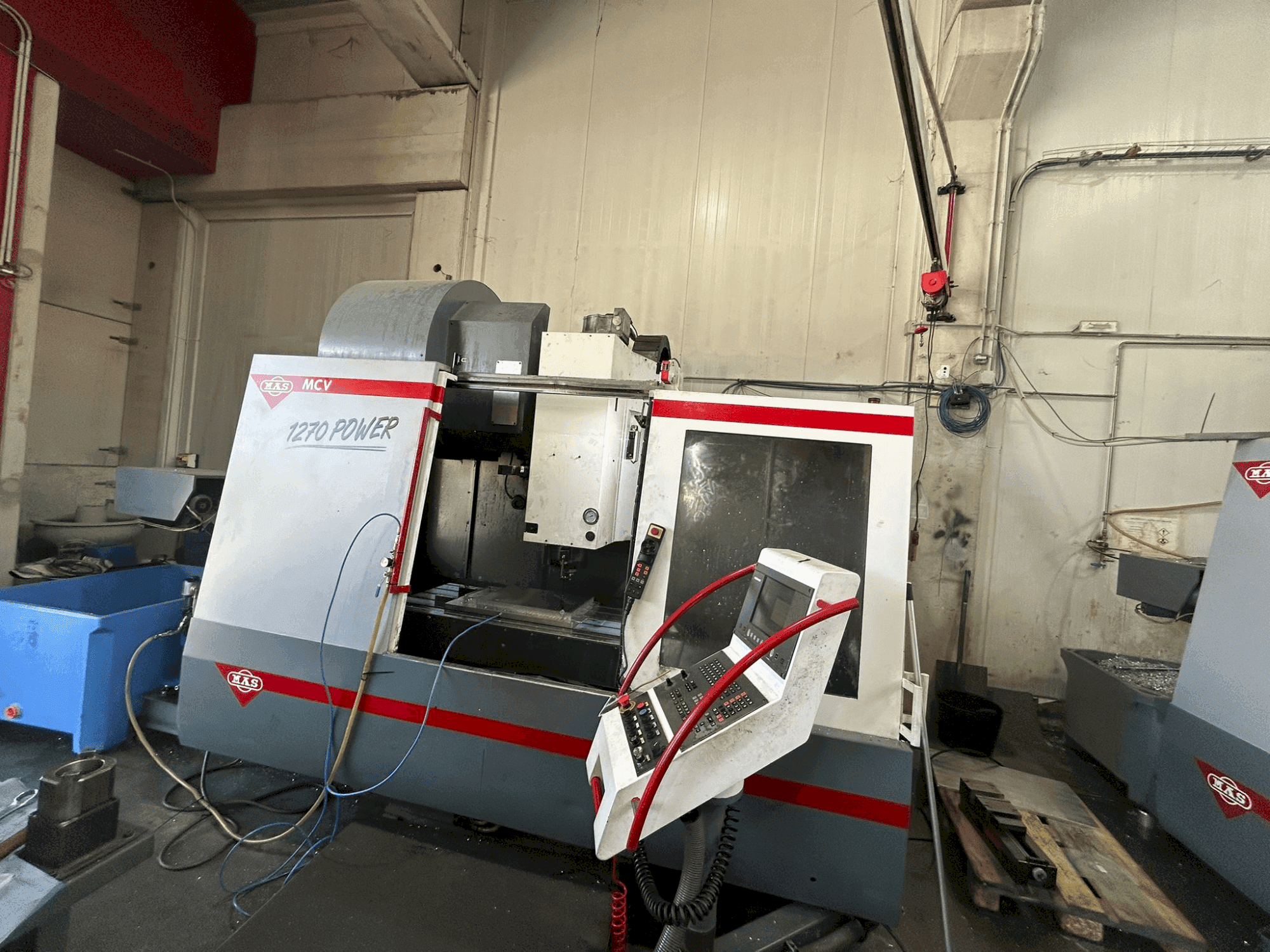 Widok z przodu maszyny KOVOSVIT MAS MCV 1270