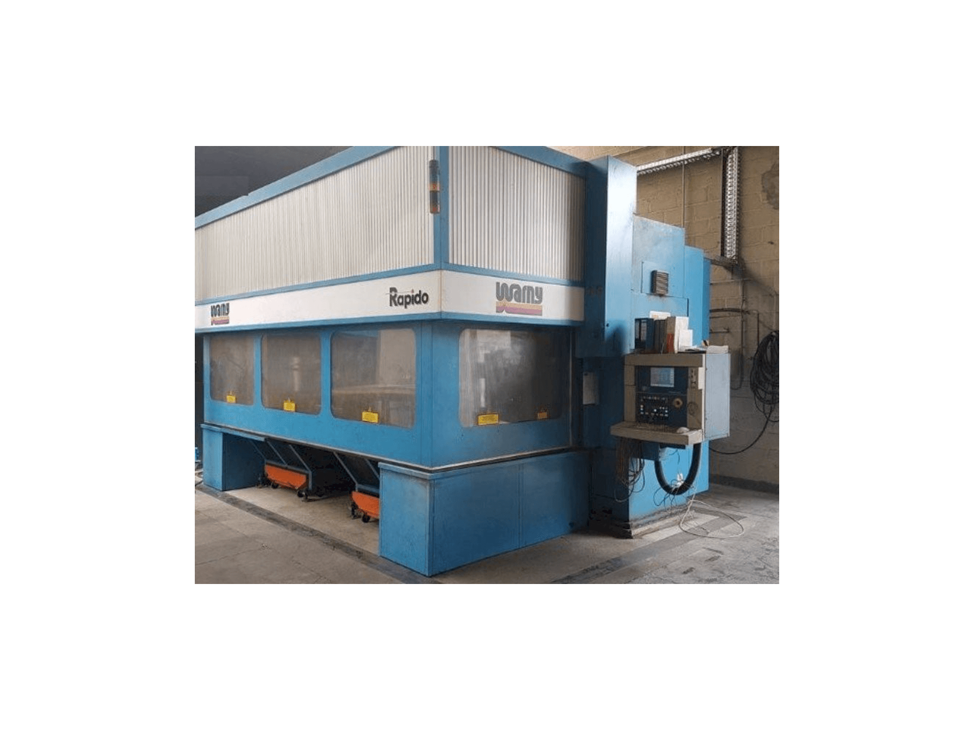 Widok z przodu maszyny Prima Power Rapido 5