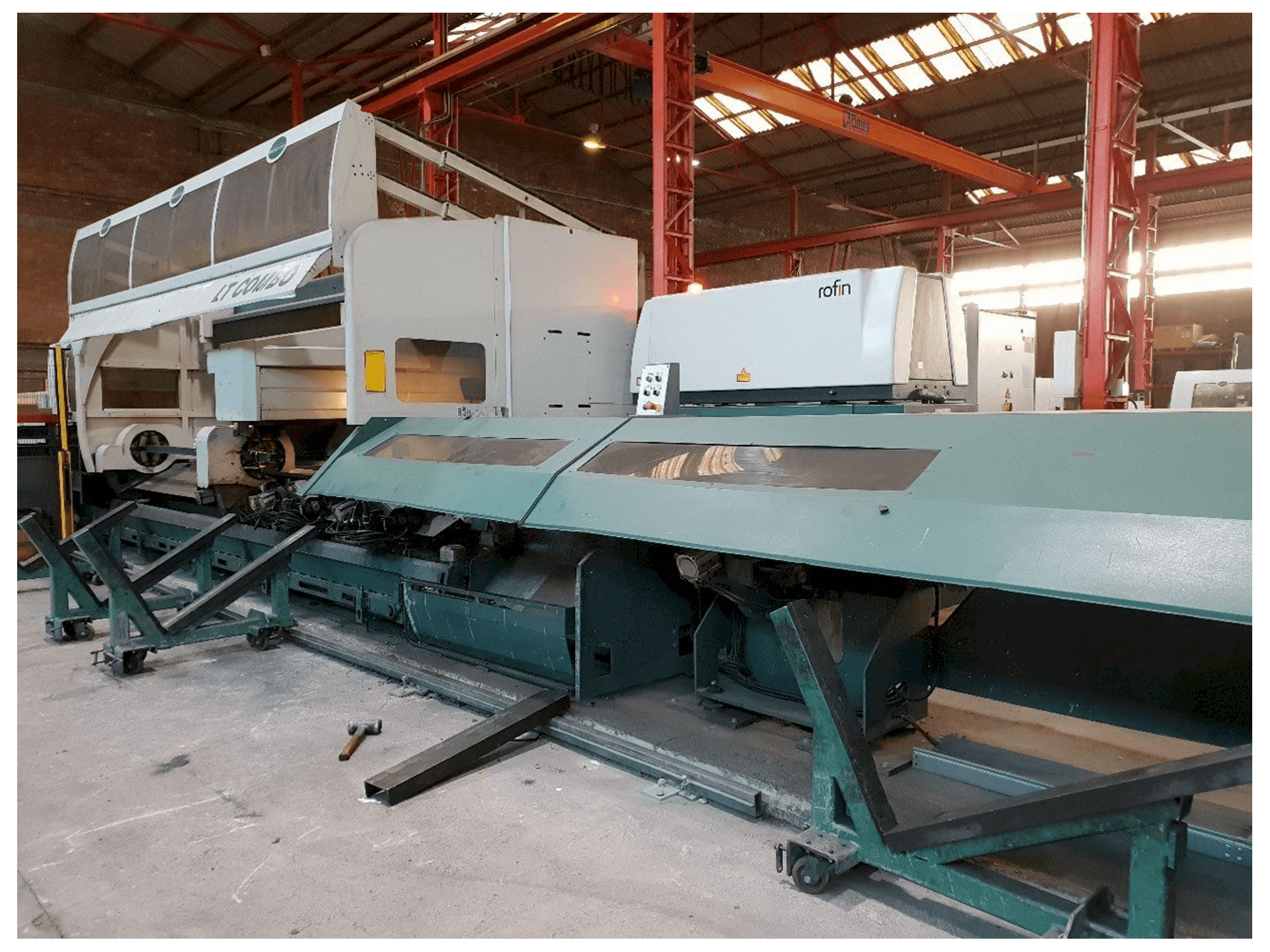 Widok lewej strony maszyny BLM ADIGE-SYS LT COMBO