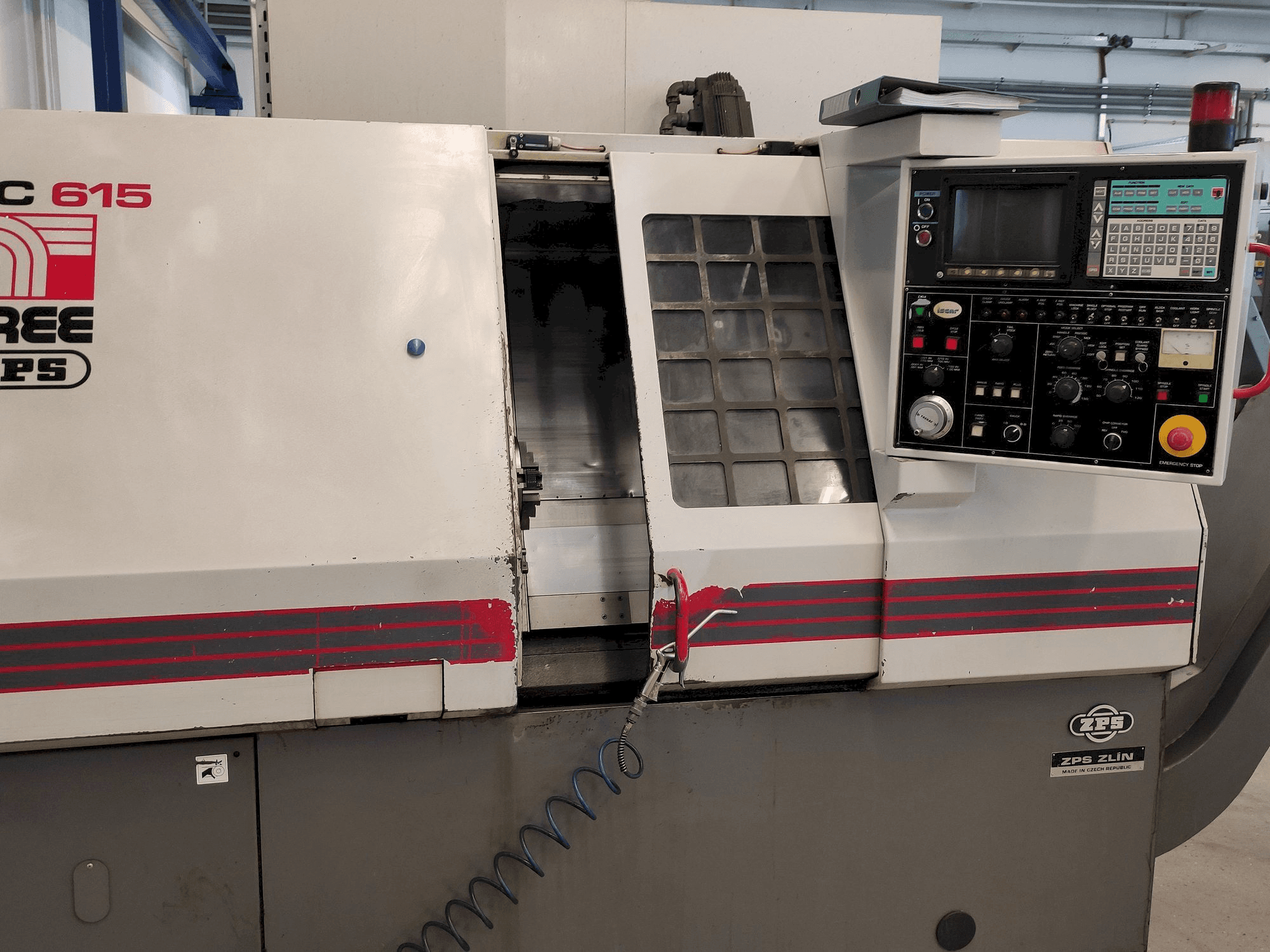 Widok z przodu maszyny ZPS S-50 (TC-615)