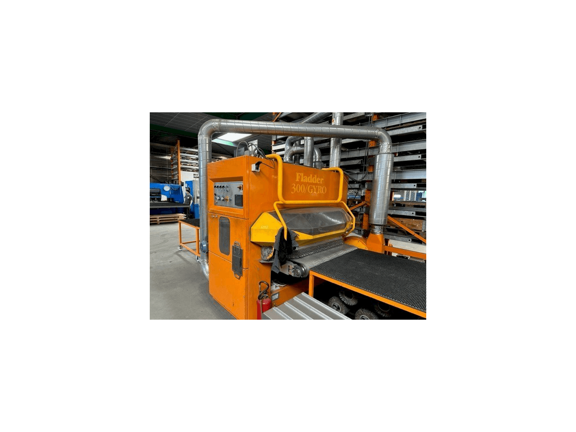 Widok z przodu maszyny Fladder 300/GYRO-1300 VAC