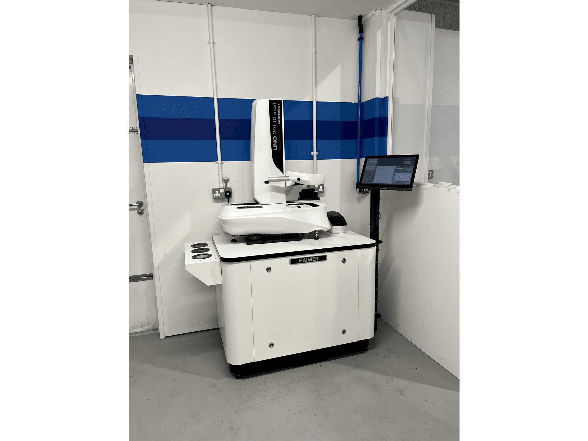 Widok z przodu maszyny HAIMER UNO 20/40 Smart Microset