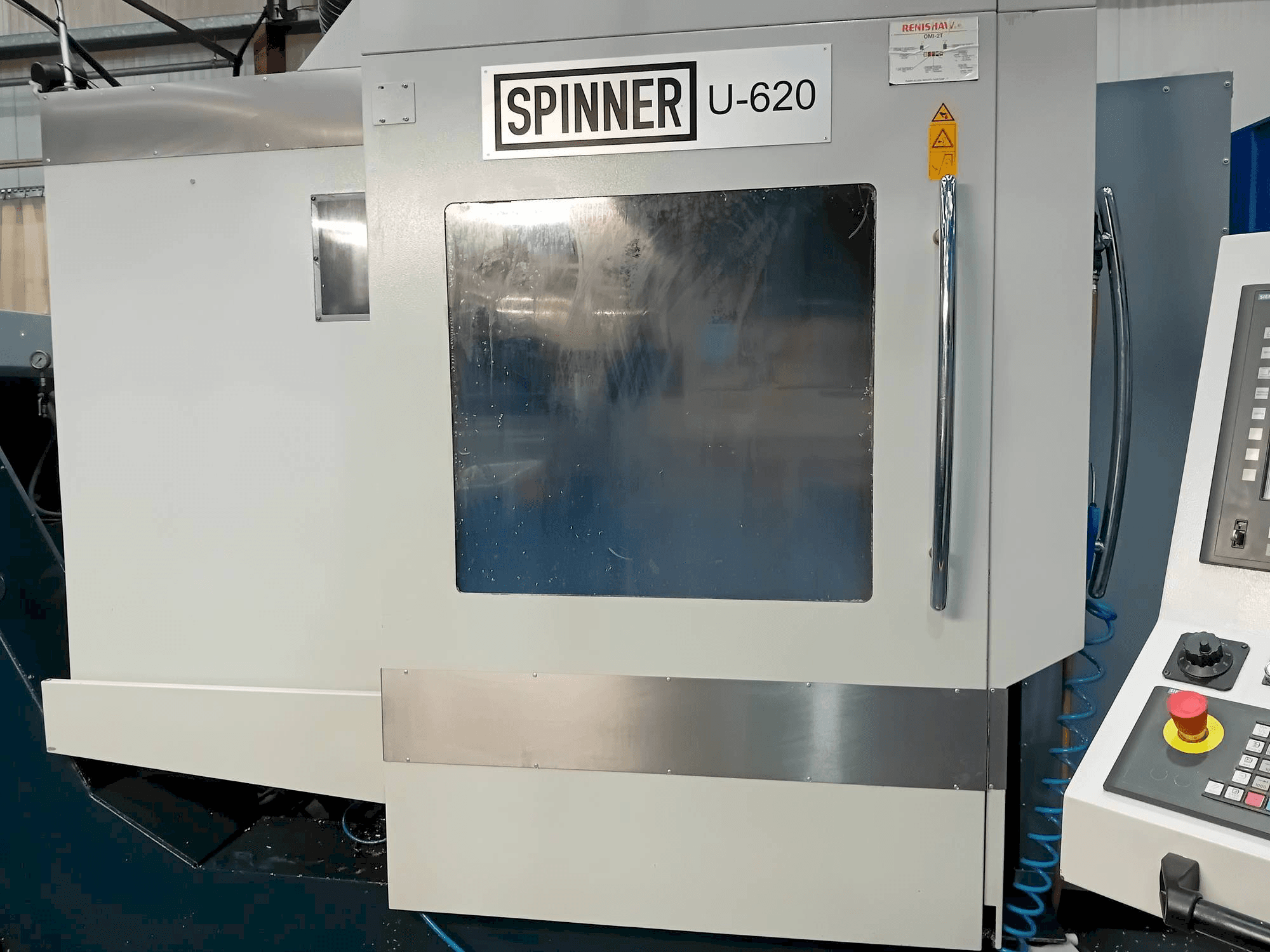 Widok z przodu maszyny SPINNER U5-620