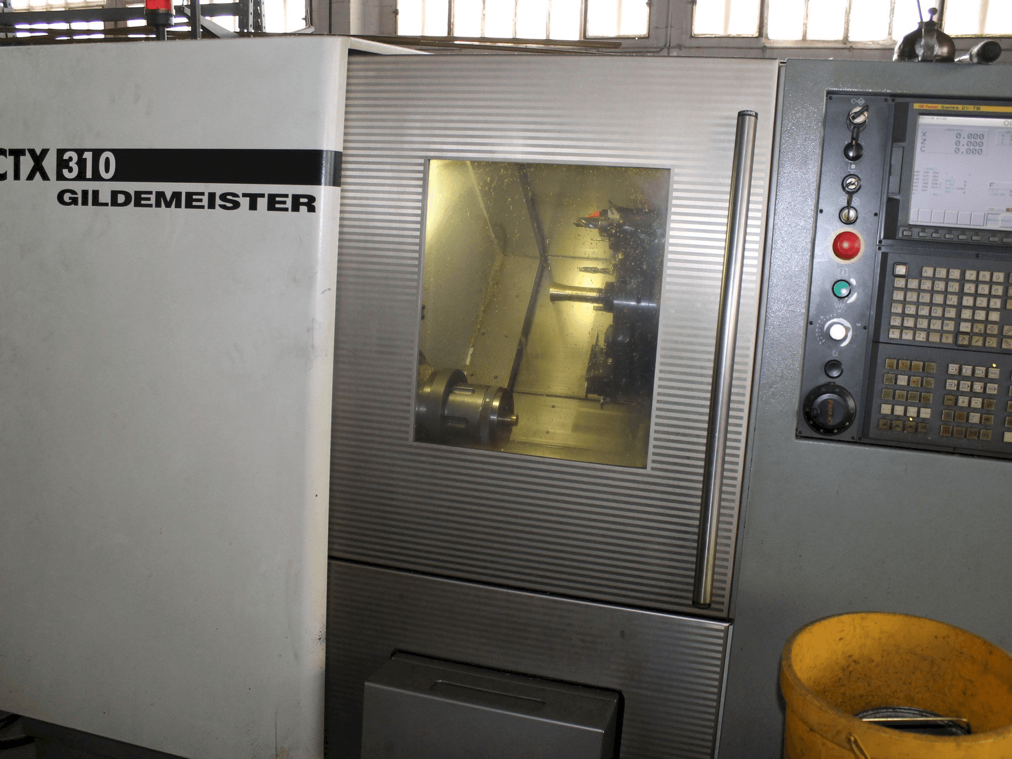 Widok z przodu maszyny Gildemeister CTX - 310