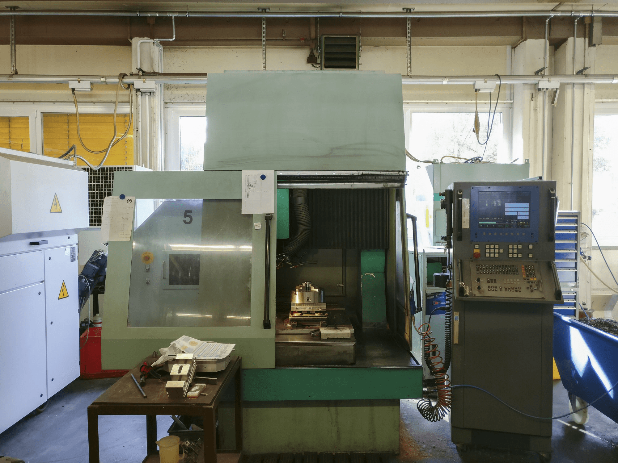 Widok z przodu maszyny DIGMA 700 GC