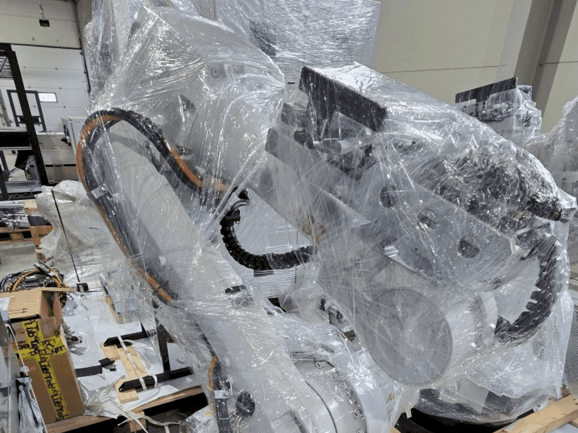 Widok z przodu maszyny ABB IRB 4600-45/2.05