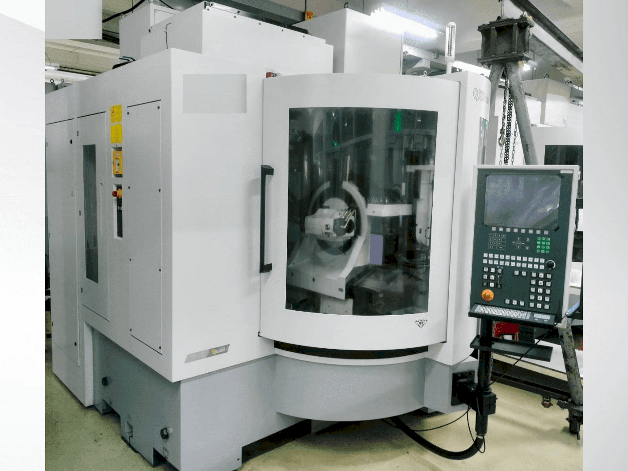 Widok z przodu maszyny VOLLMER QXD 250