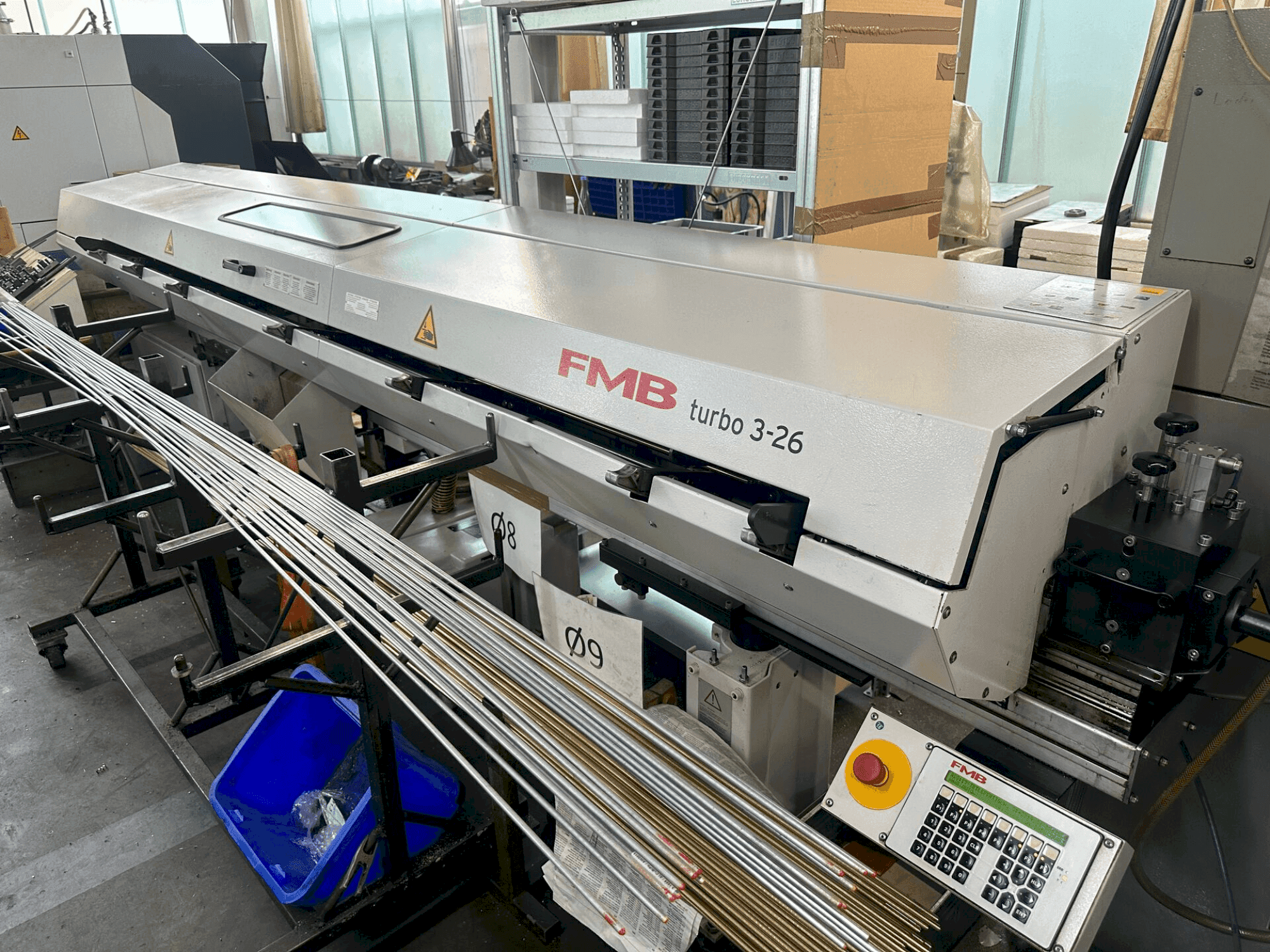 Widok z przodu maszyny Gildemeister GLD 25