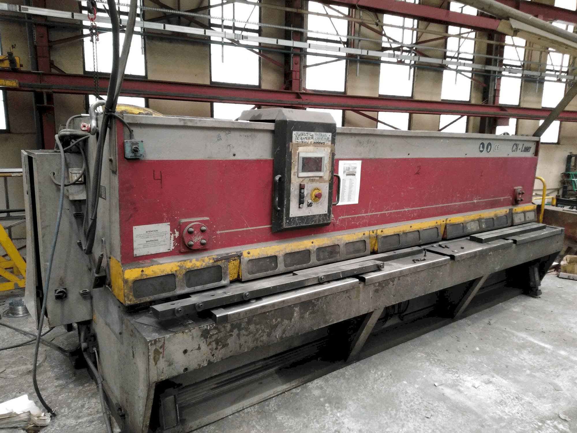 Widok z przodu maszyny Casanova VCE 07-4100 X 6