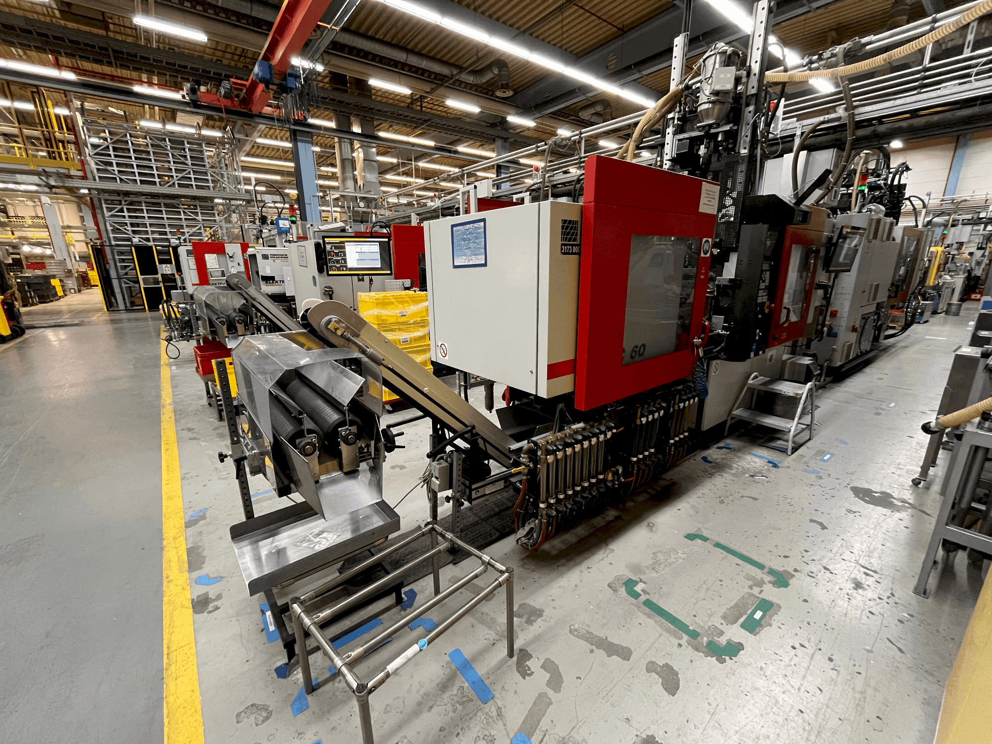 Widok z przodu maszyny FERROMATIK K-TEC 60 S