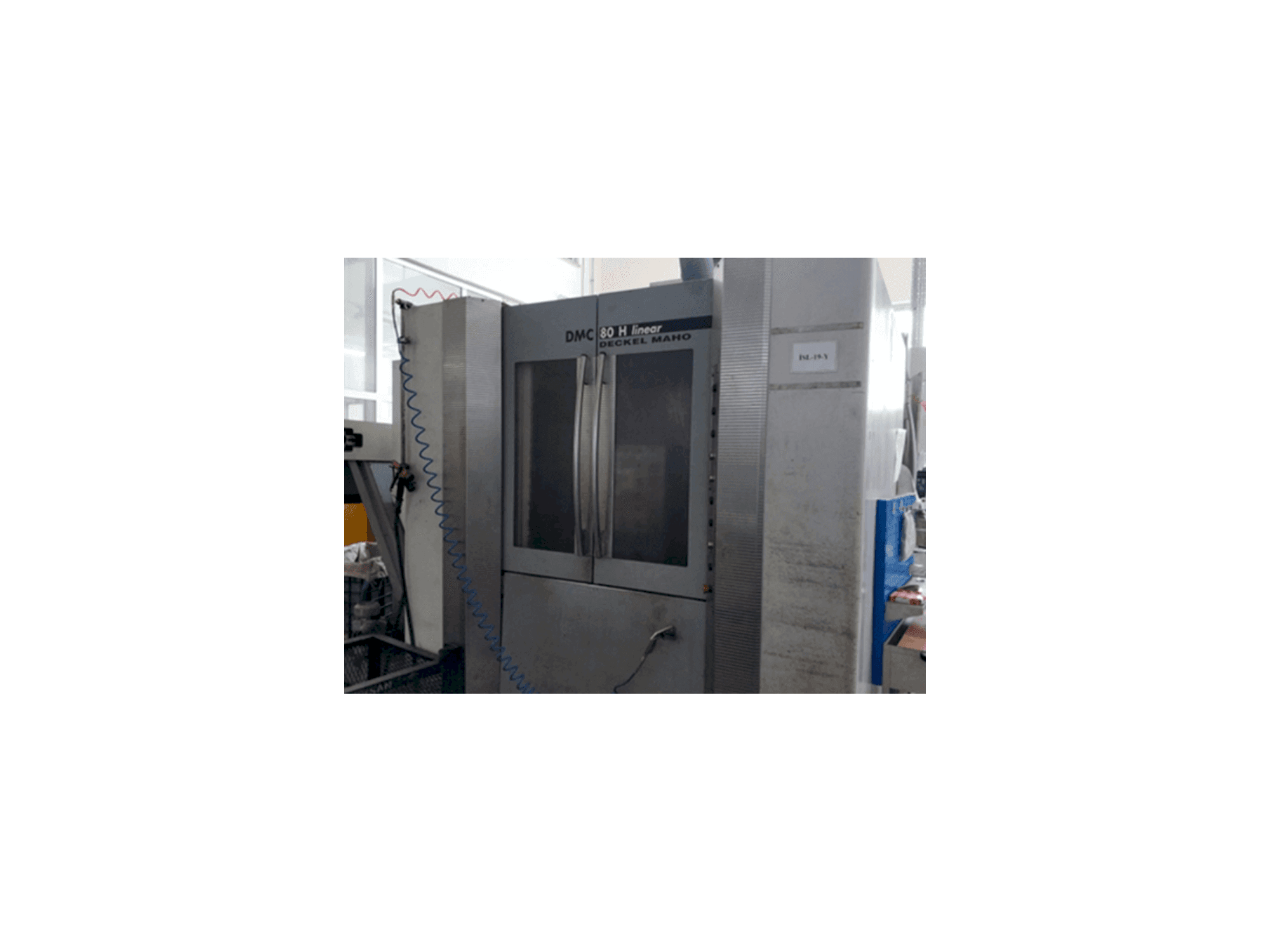 Widok z przodu maszyny DECKEL MAHO DMC 80 H linear