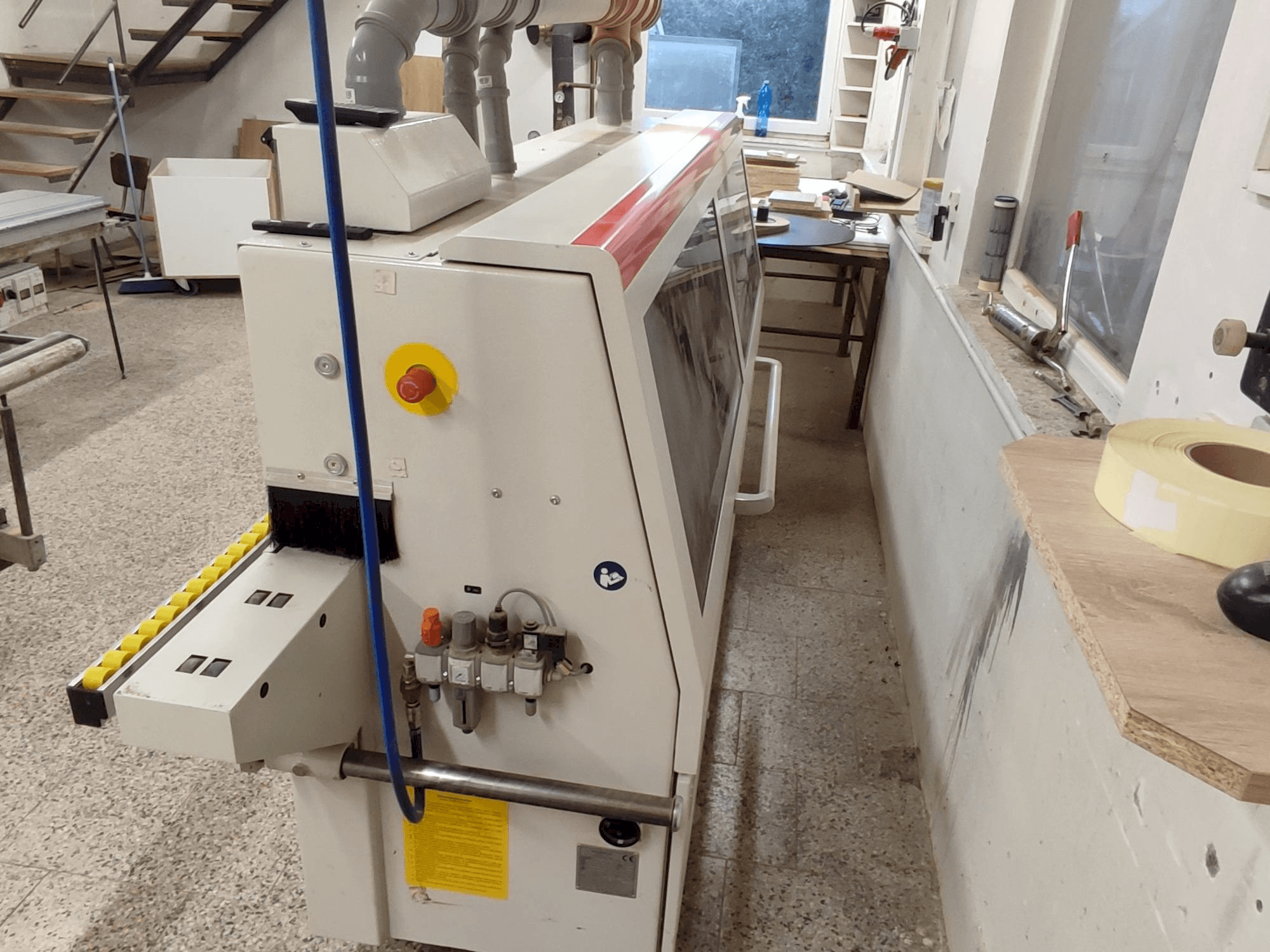 Widok z przodu maszyny SCM olimpic K 260 Evo