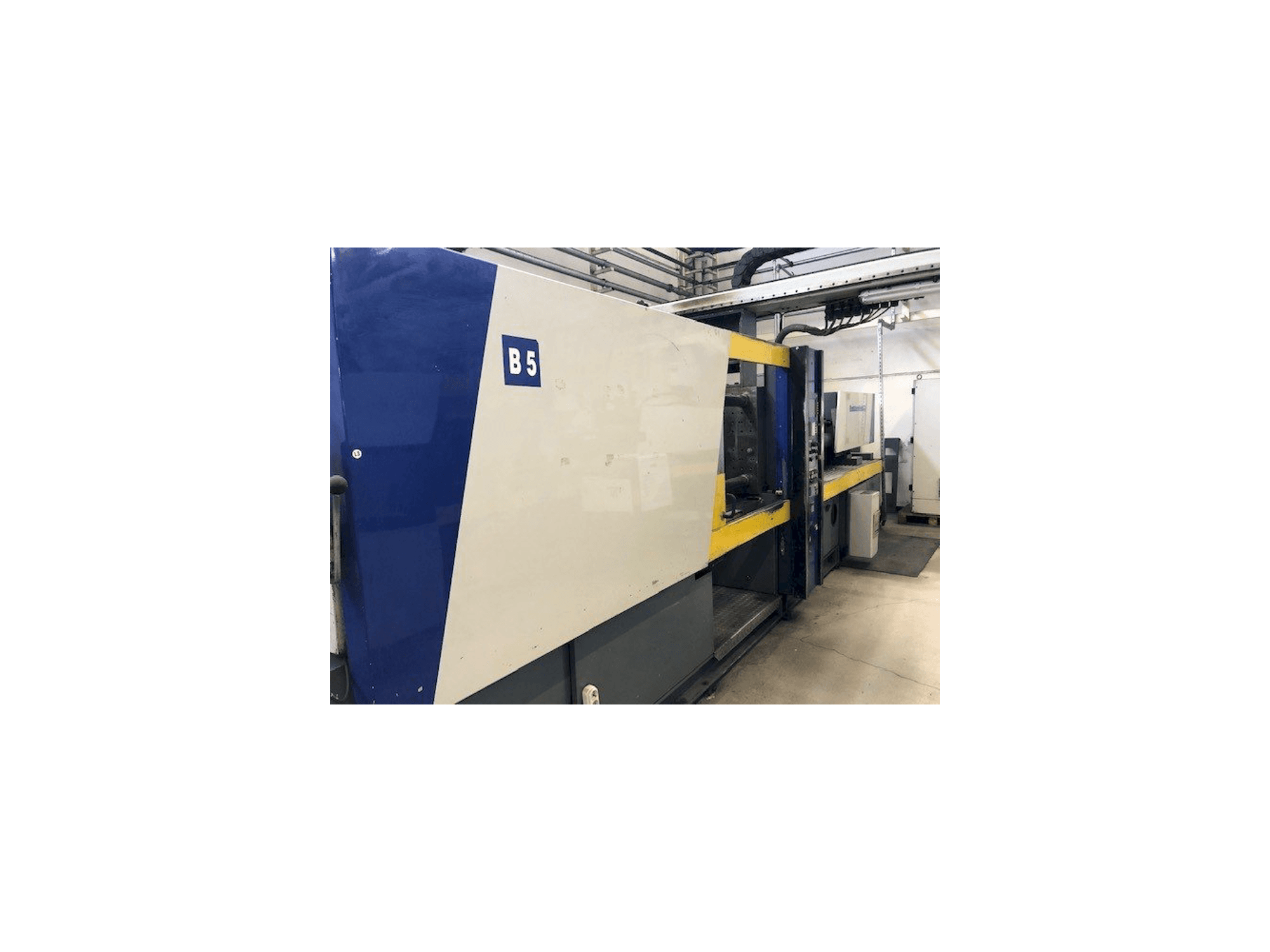 Widok z przodu maszyny Battenfeld BC-T 1800 /1000