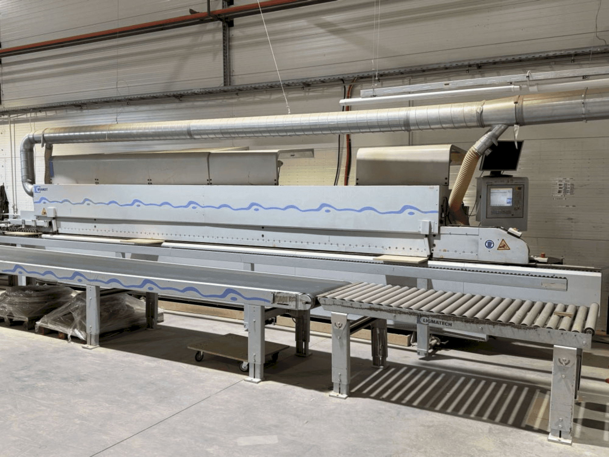 Widok z przodu maszyny BRANDT KDF 991