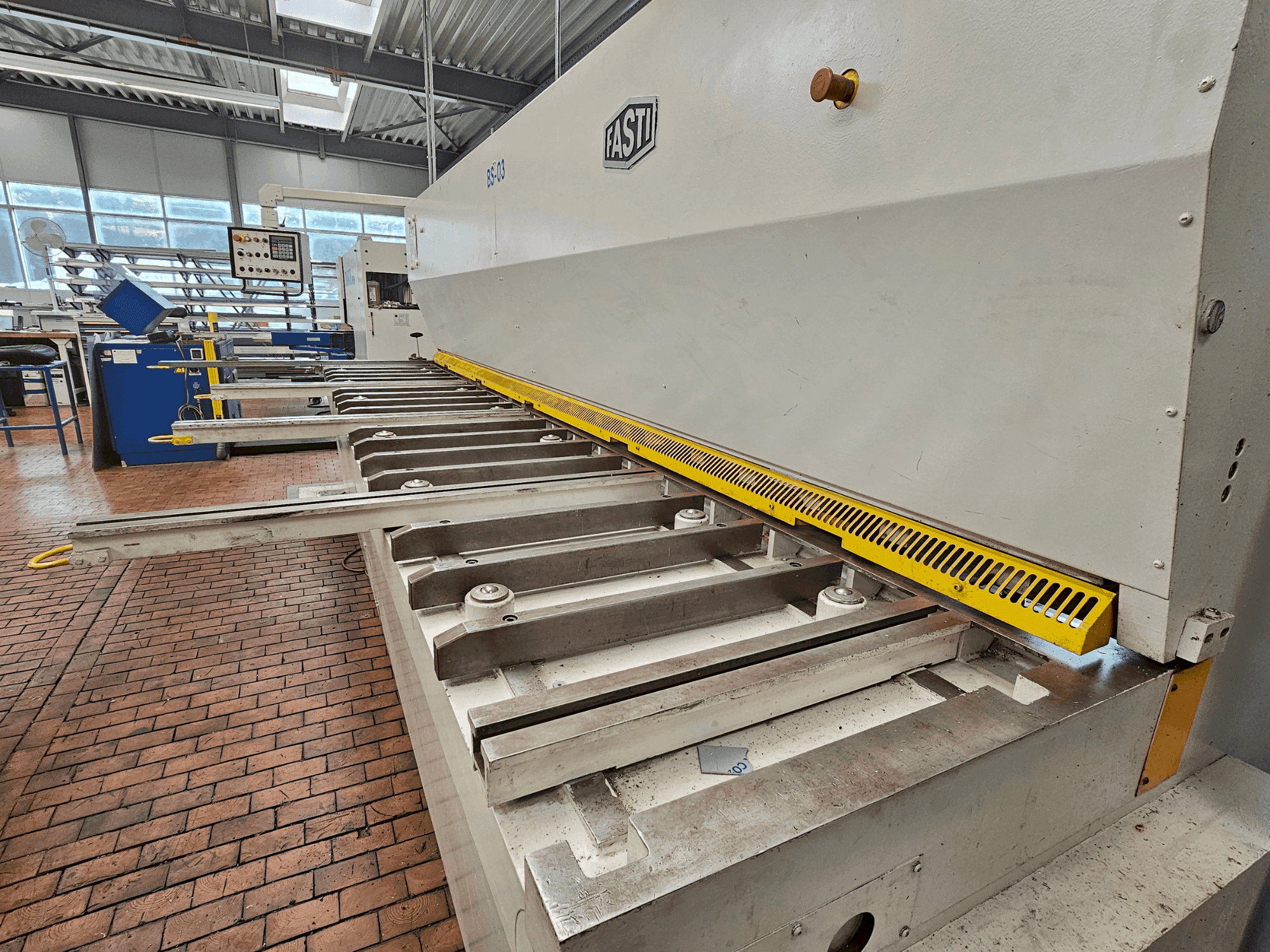 Widok z przodu maszyny SCHRODER-FASTI FASTI 509-40-6