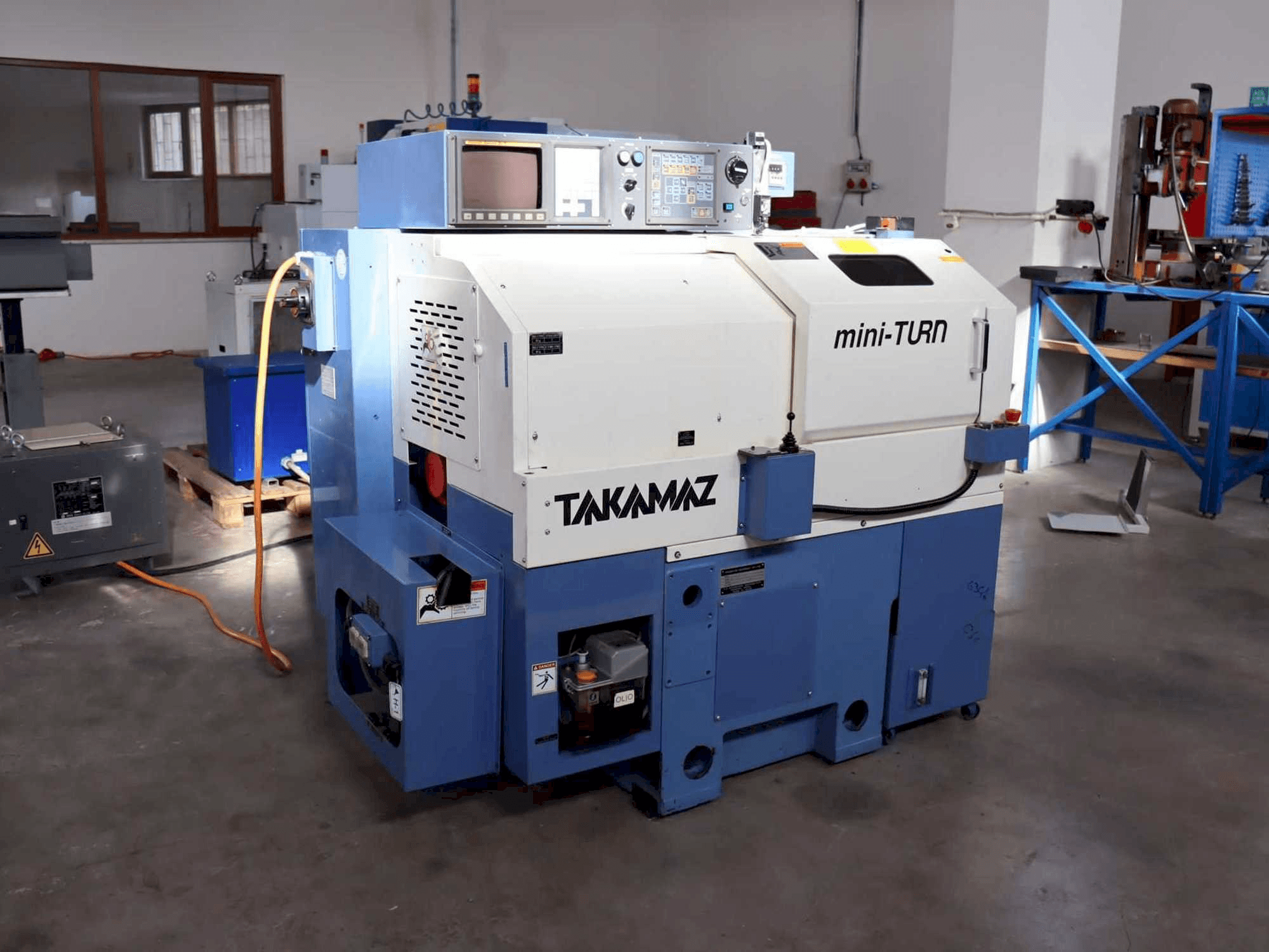 Widok z przodu maszyny Takamaz mini-Turn