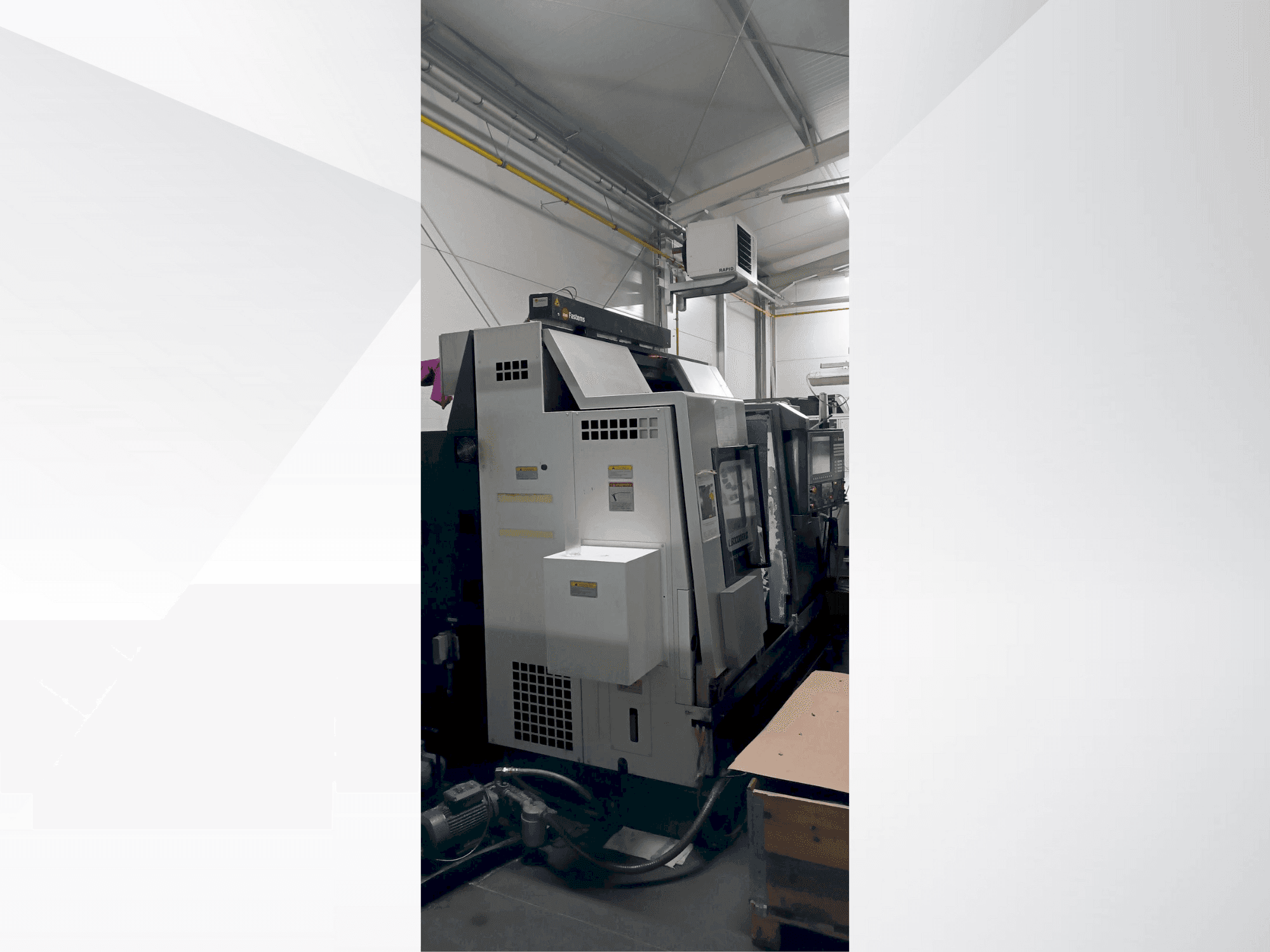 Widok z przodu maszyny Okuma LB3000 EX II-MY C450