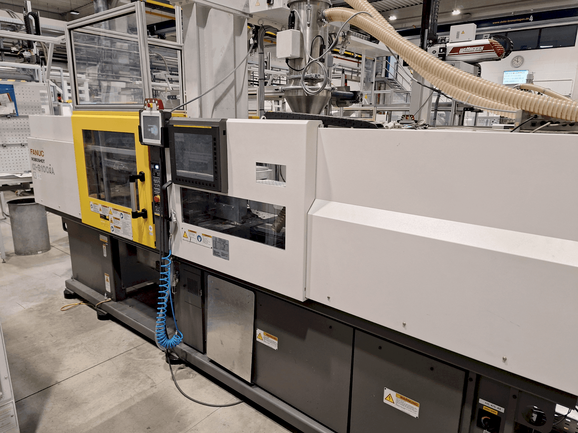 Widok z przodu maszyny FANUC ROBOSHOT S 100 iA