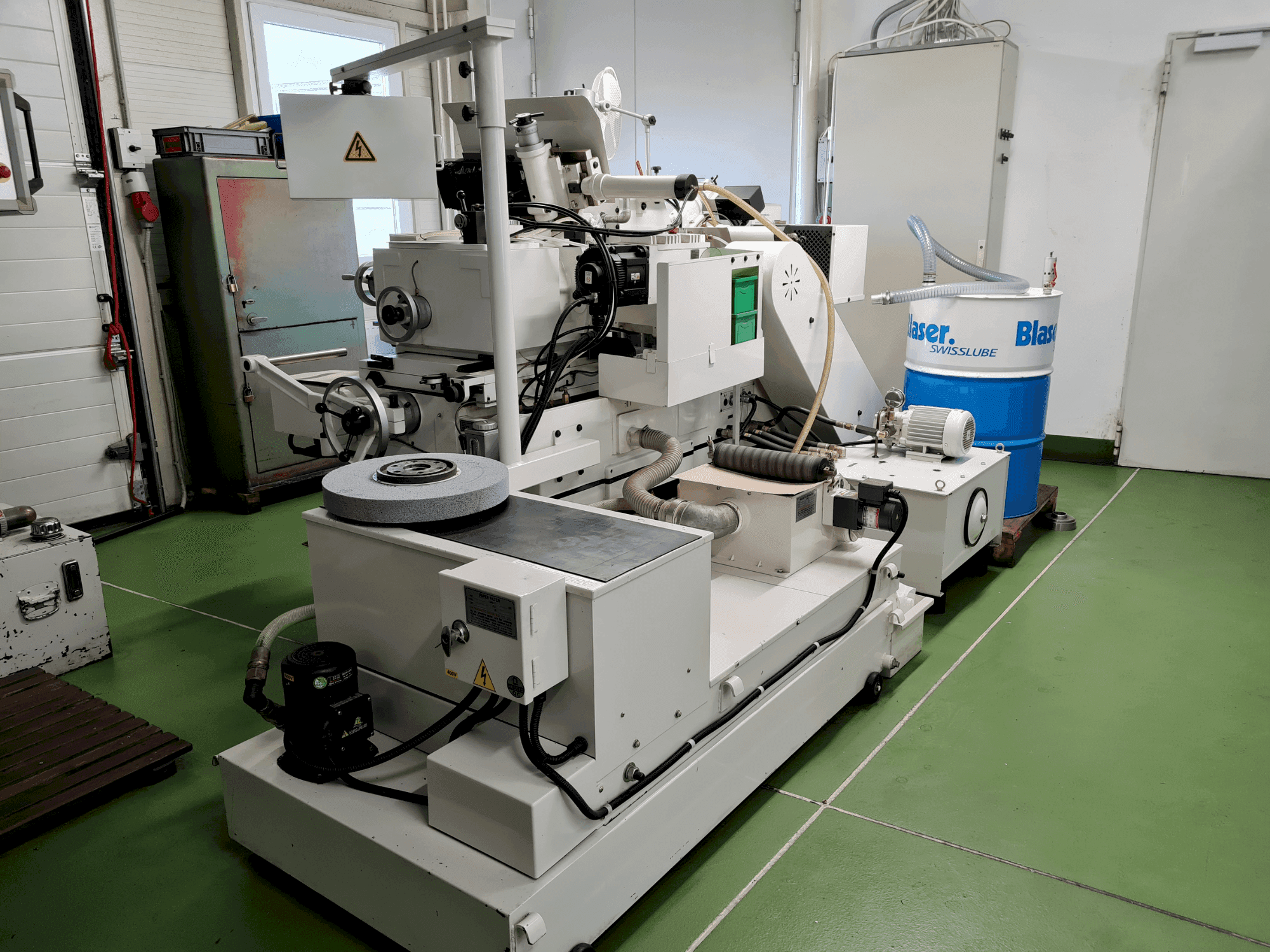 Widok z przodu maszyny Pinnacle PC20NC