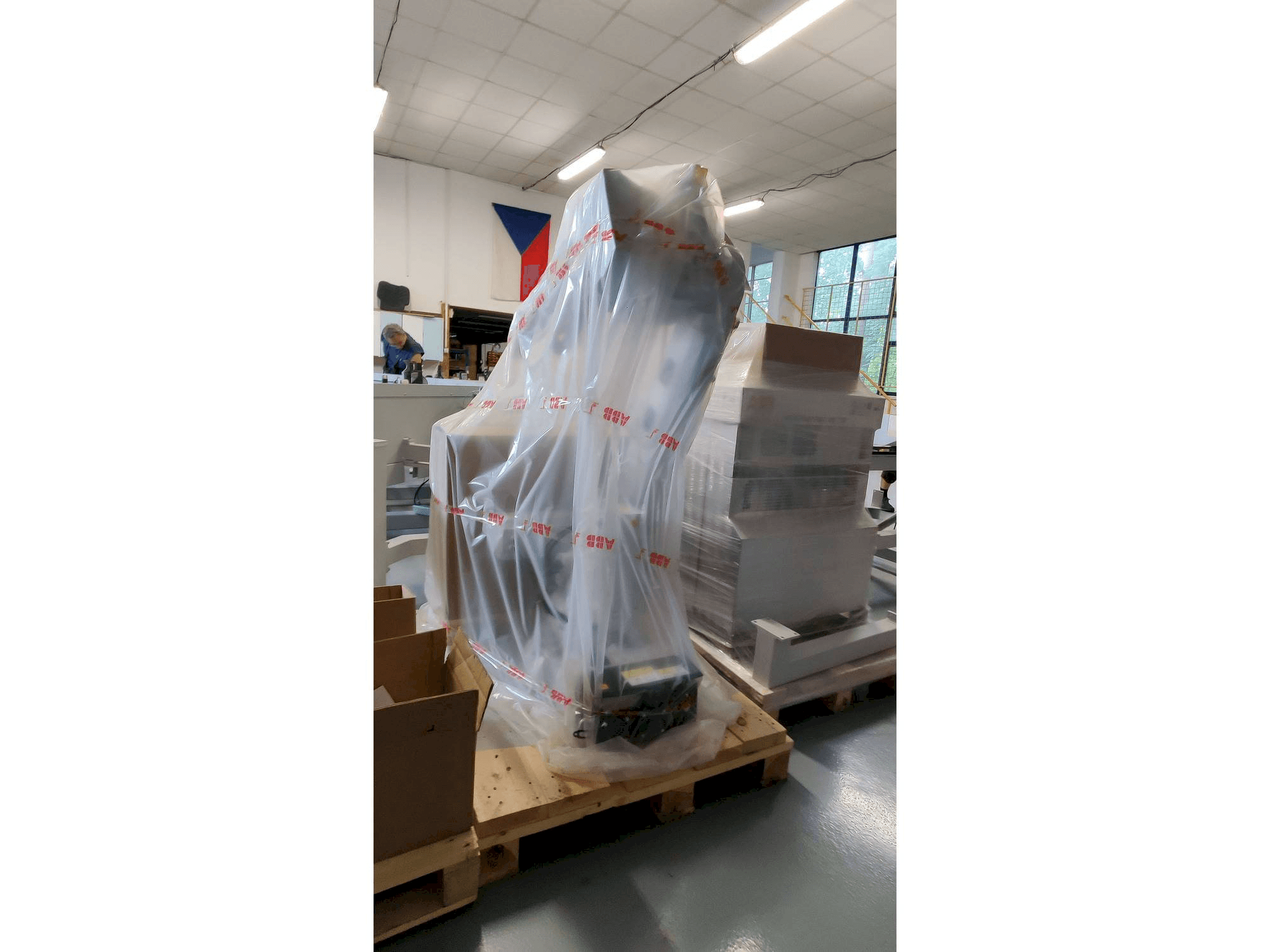 Widok z przodu maszyny ABB IRB 4600