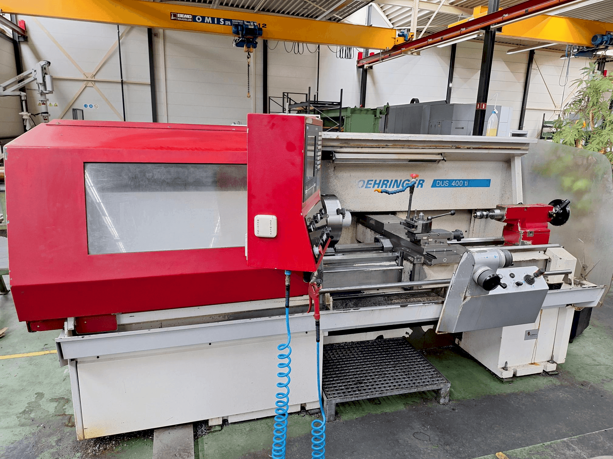 Widok z przodu maszyny BOEHRINGER DUS 400 ti