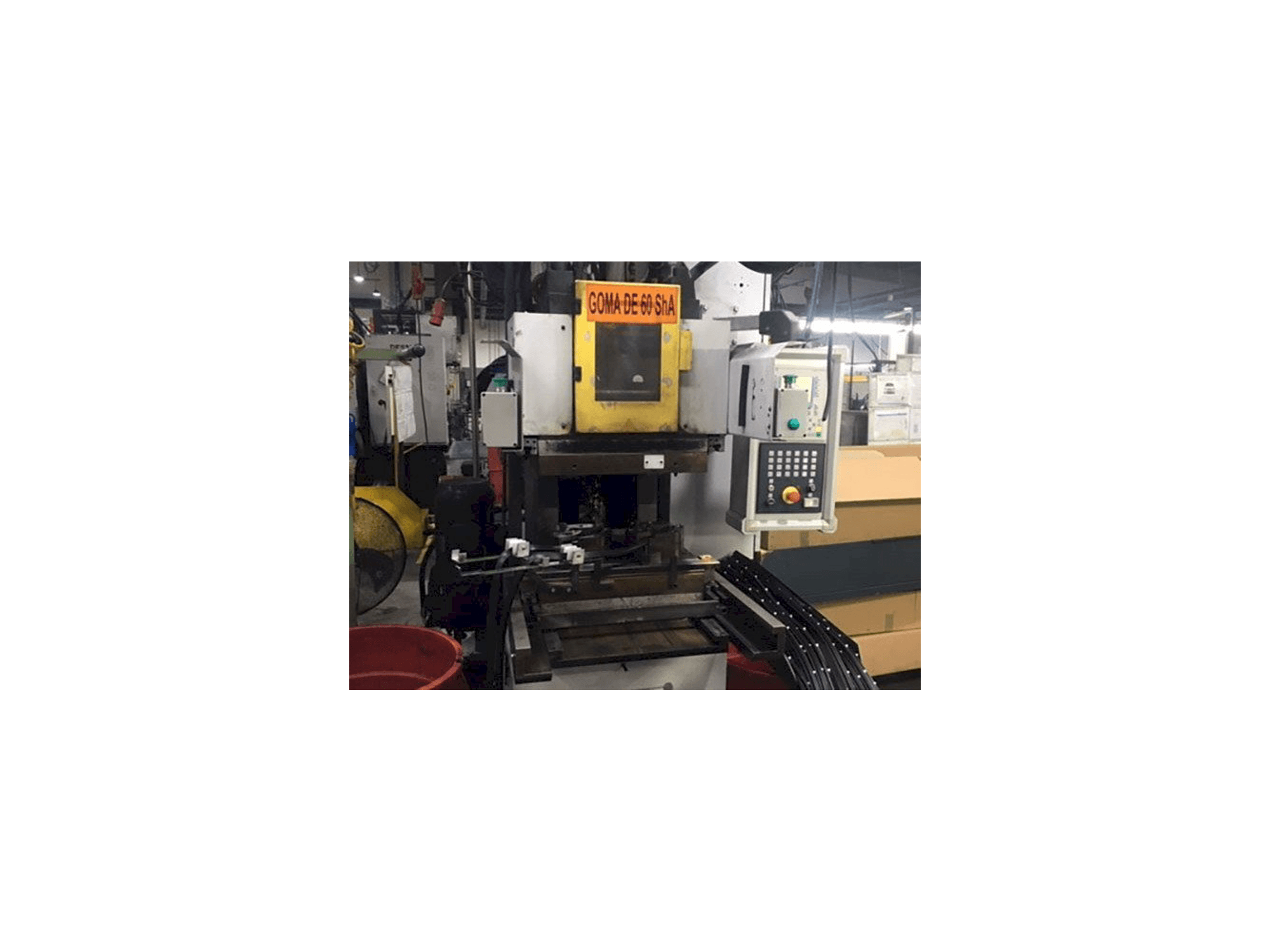 Widok z przodu maszyny Kloeckner Desma 956.050 Z0