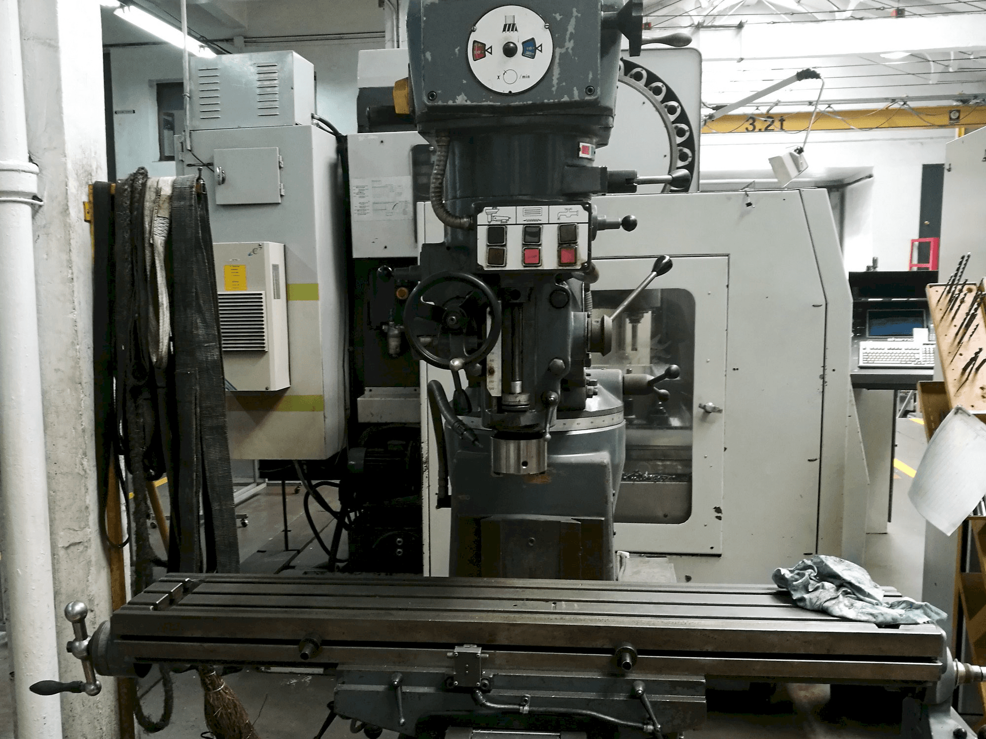 Widok z przodu maszyny LAGUN FTV2