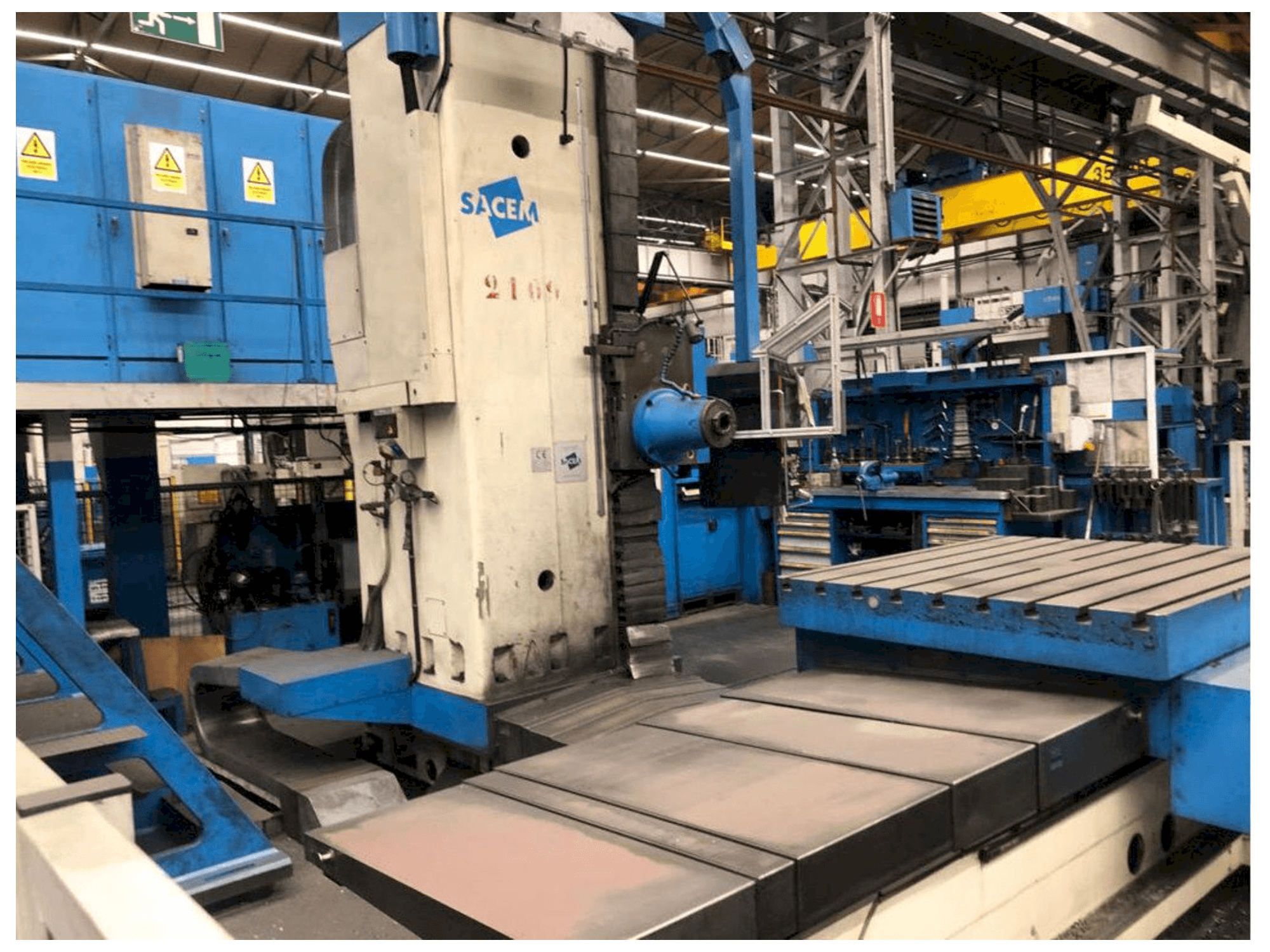 Widok z przodu maszyny Sacem MSMG - XC/110-C/N