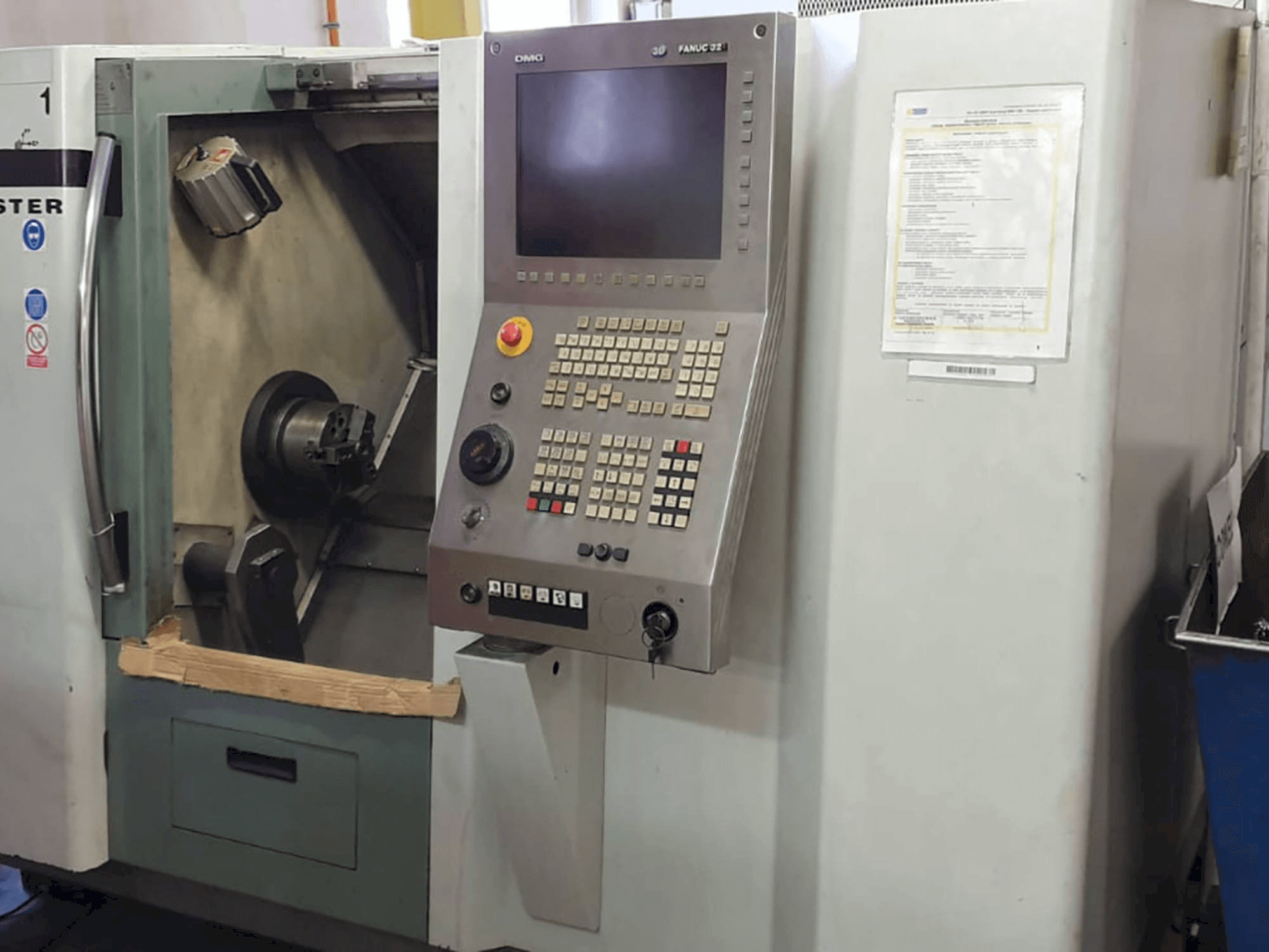 Widok z przodu maszyny Gildemeister CTX 210