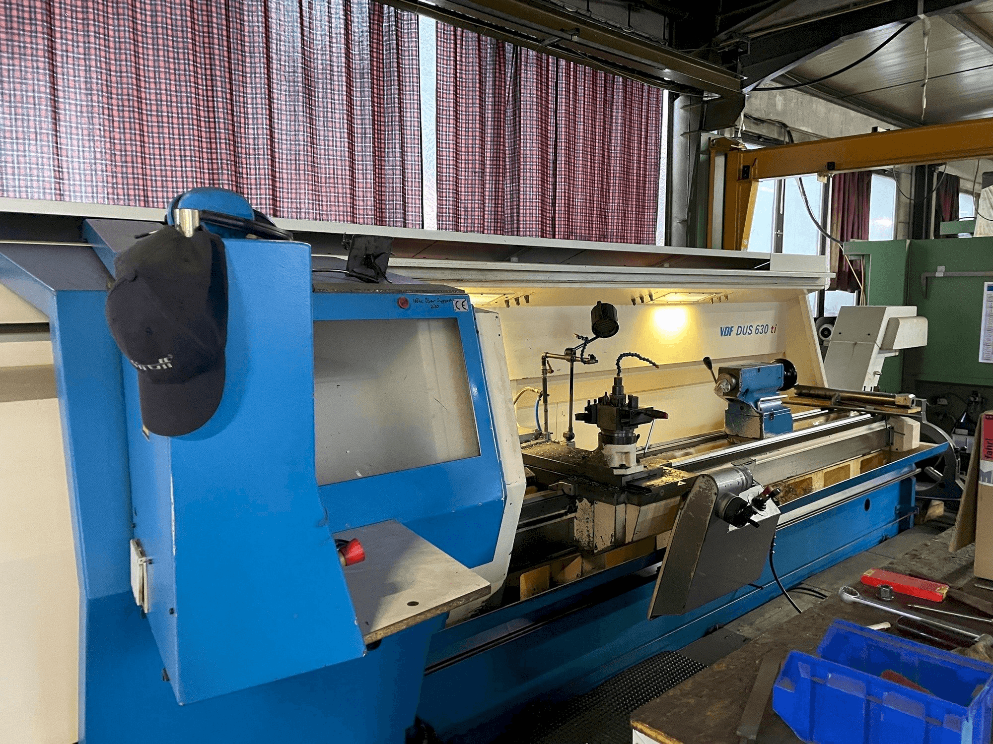 Widok z przodu maszyny VDF BOEHRINGER