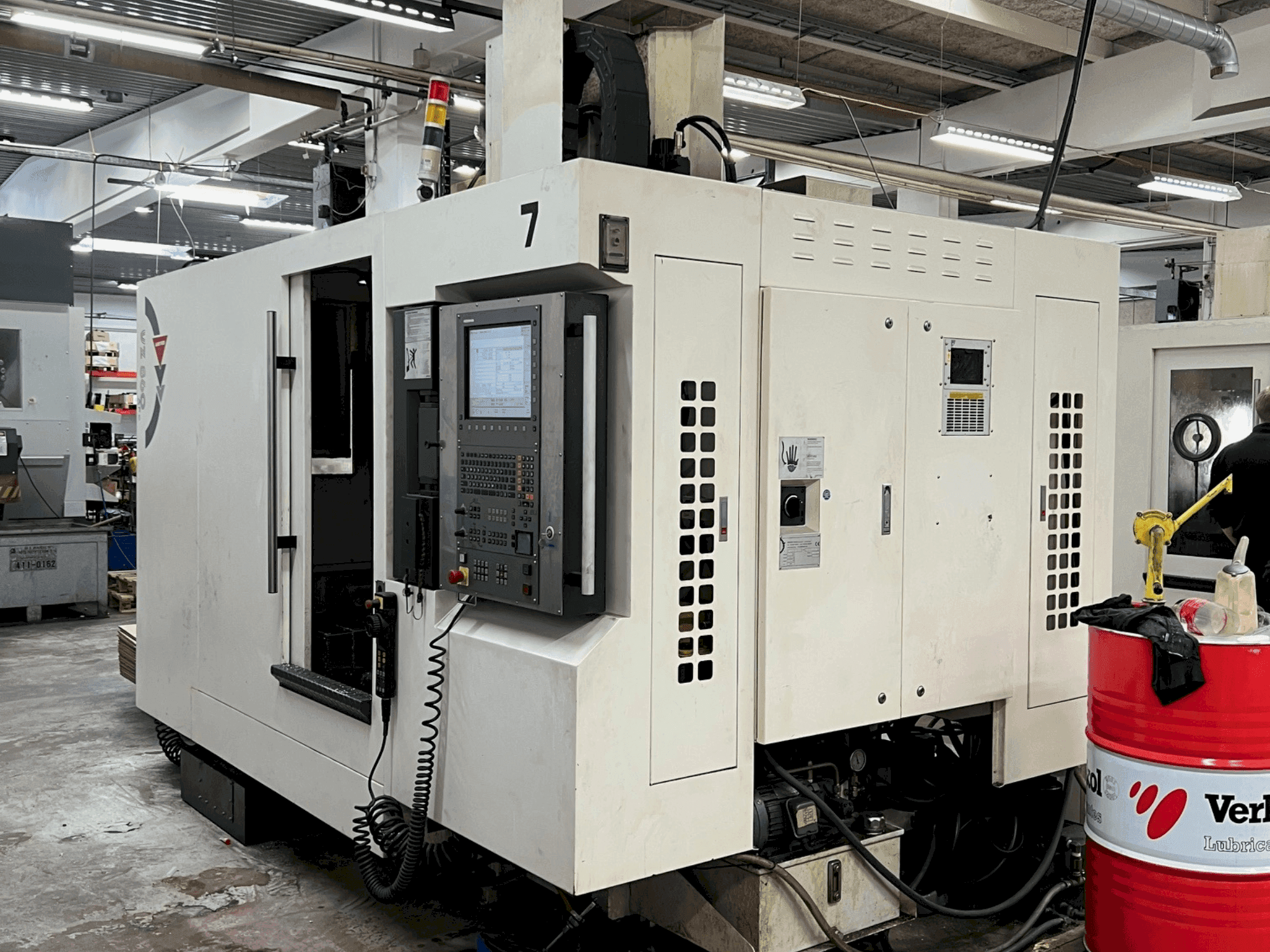 Widok z przodu maszyny WEMAS VZ 860 APC