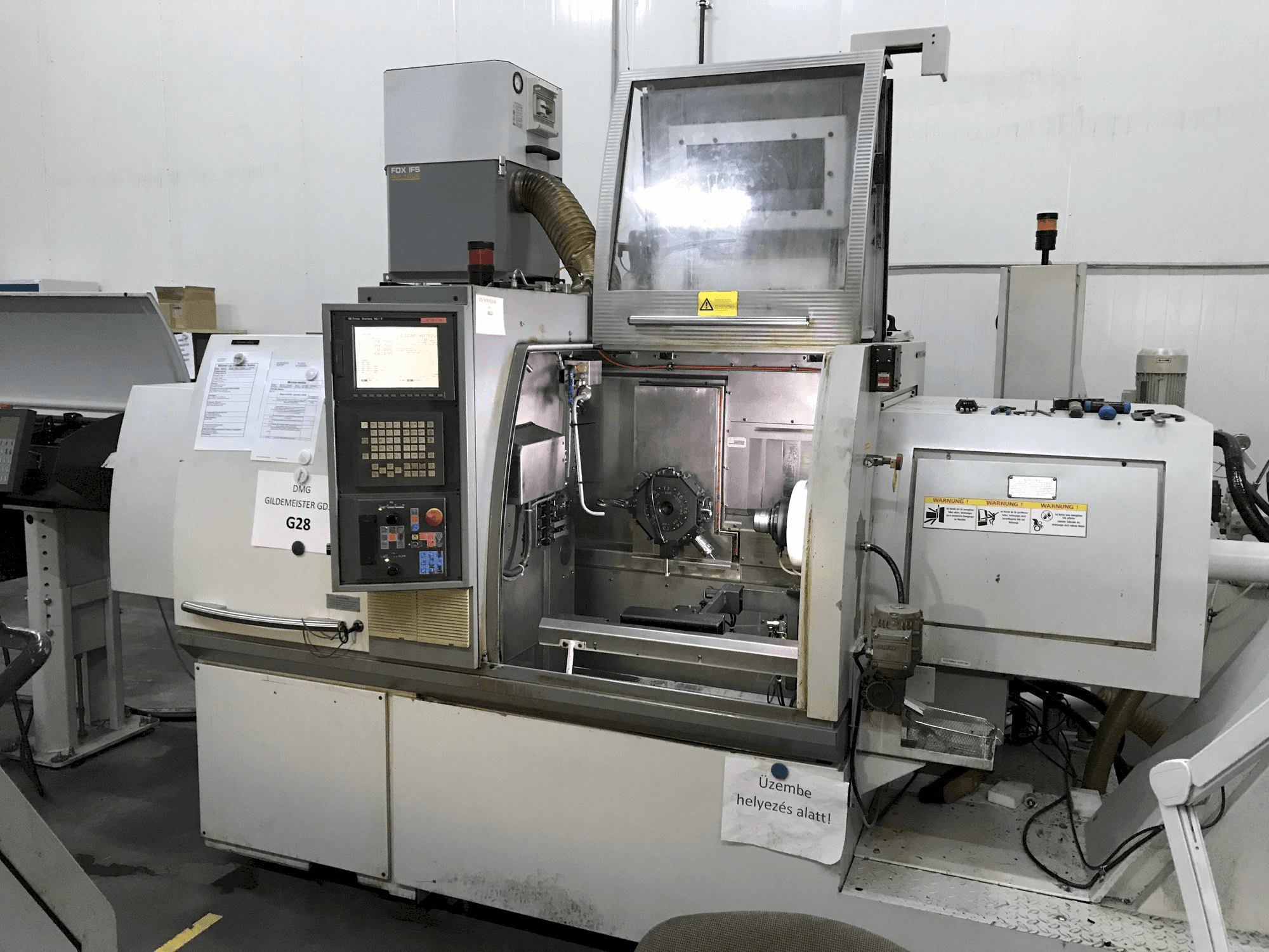 Widok z przodu maszyny Gildemeister GD32