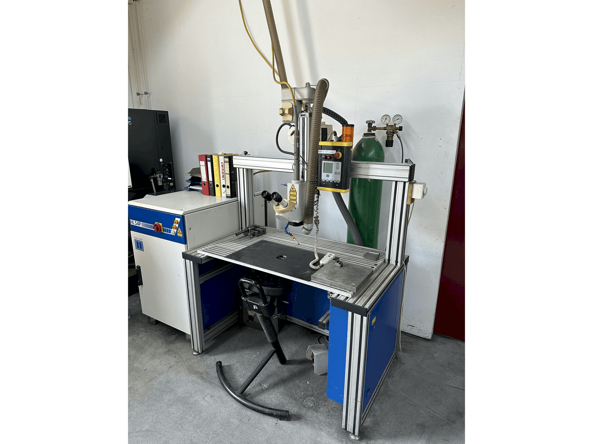 Widok z przodu maszyny Haas-Laser HL 54P