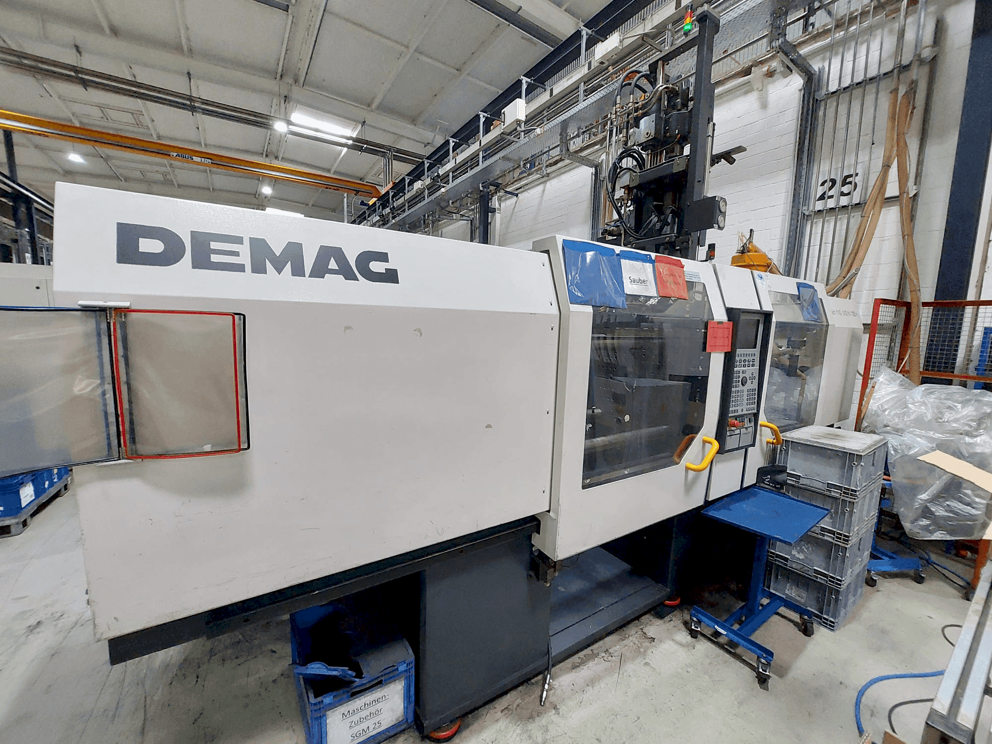 Widok z przodu maszyny DEMAG Ergo-Tech 110-310H-120V