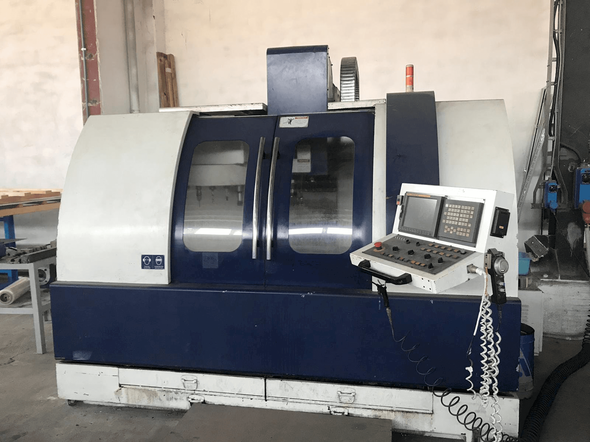 Widok z przodu maszyny Euma Spinner CAMS 200