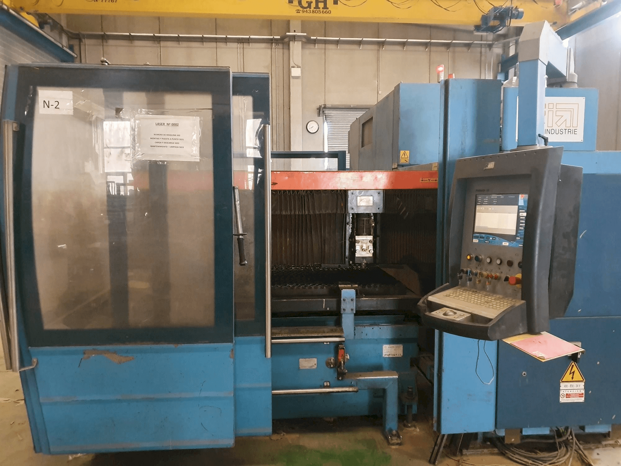 Widok z przodu maszyny Prima Industrie Platino 1530HS