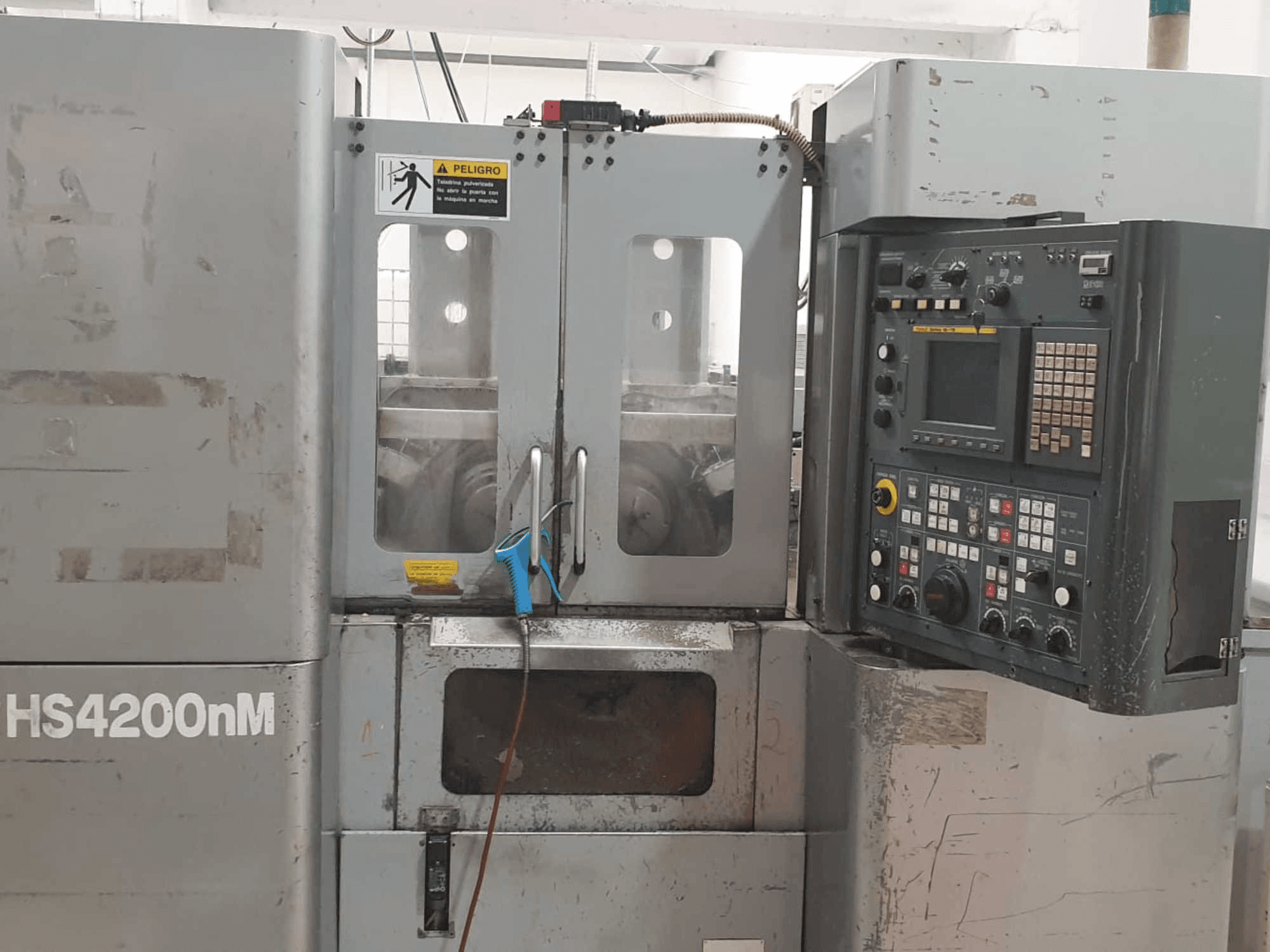 Widok z przodu maszyny KITAKO HS4200NM