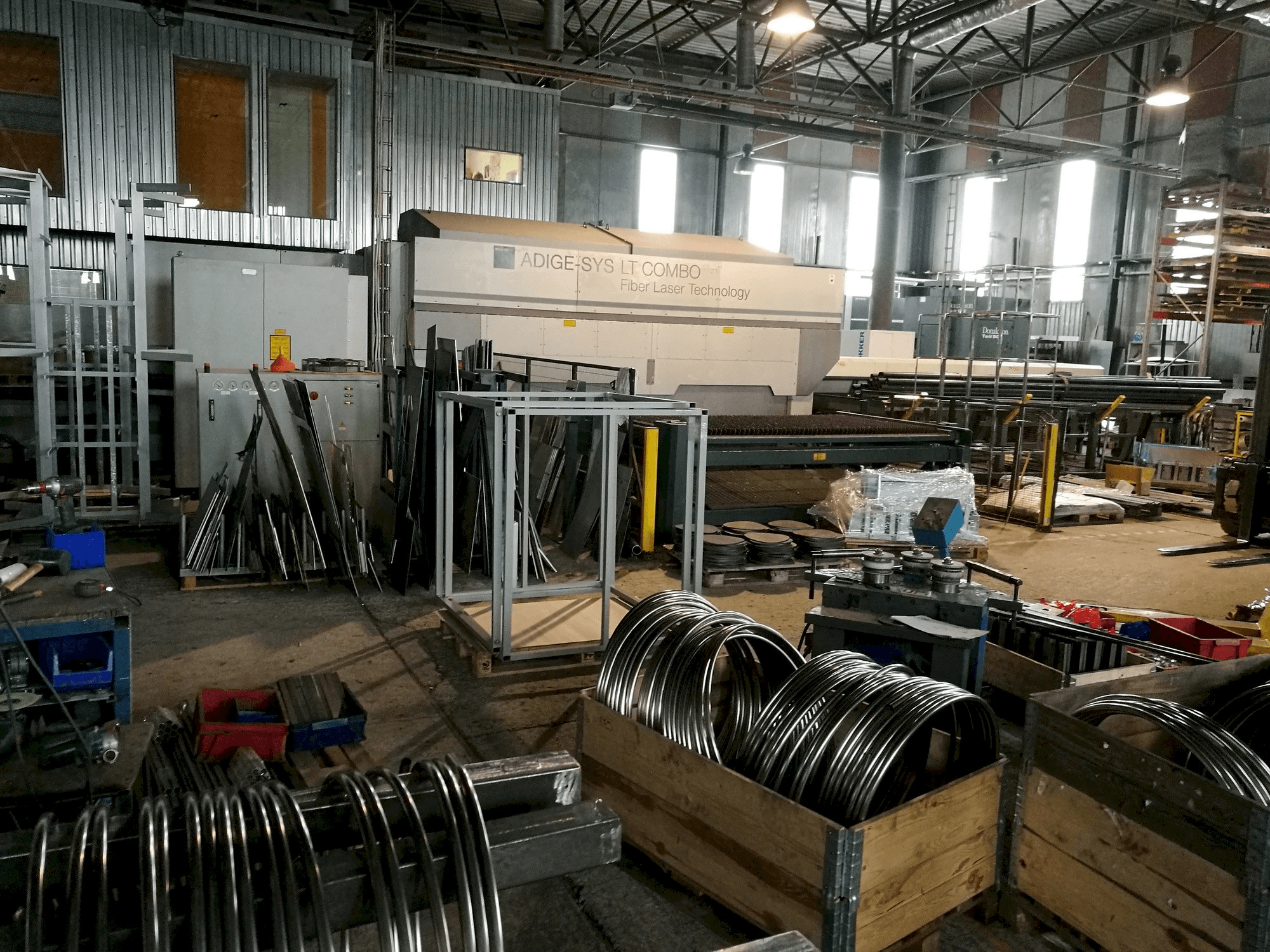 Widok z przodu maszyny BLM ADIGE-SYS LT