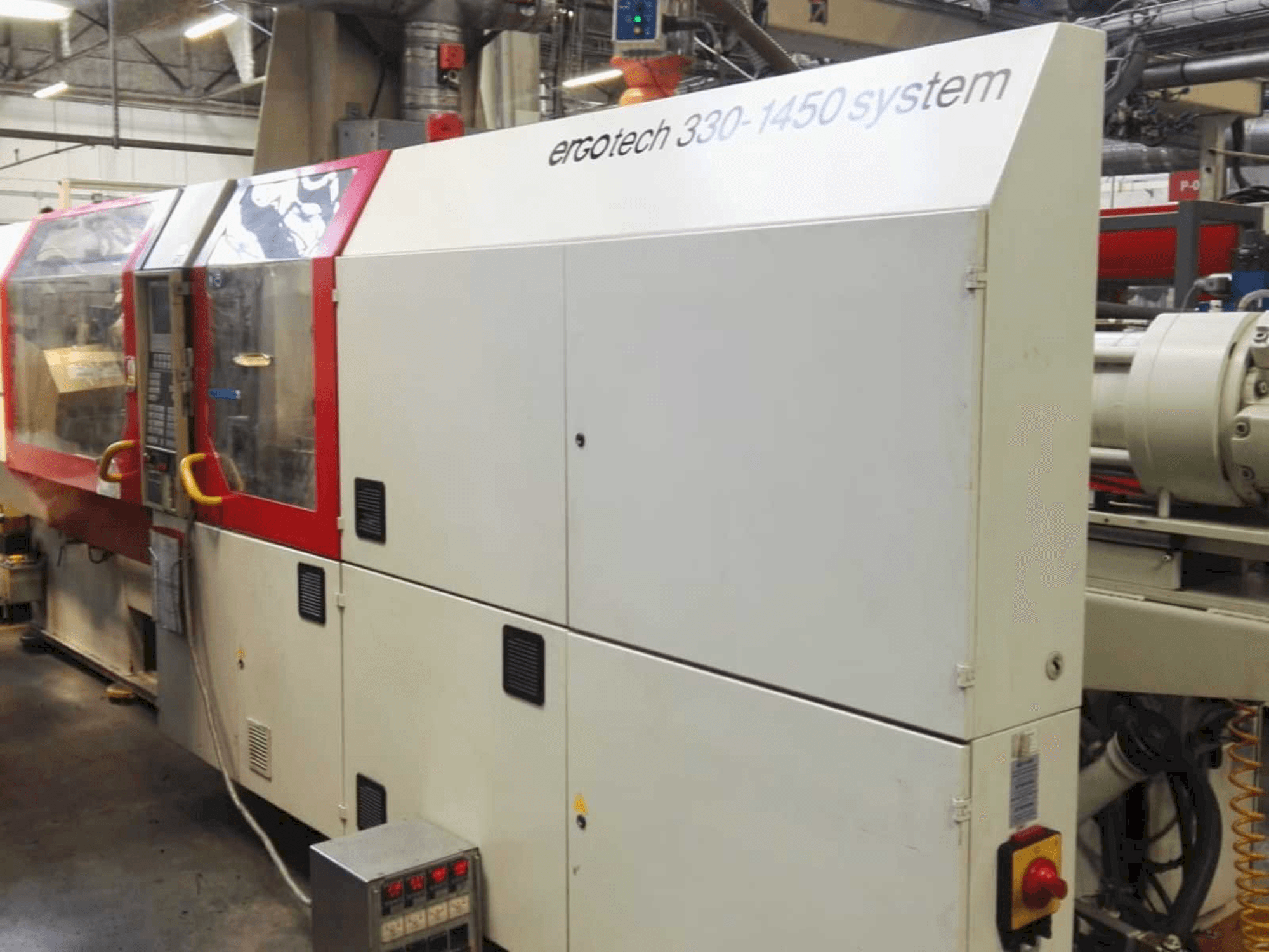 Widok z przodu maszyny DEMAG Ergotech 330-1450 system