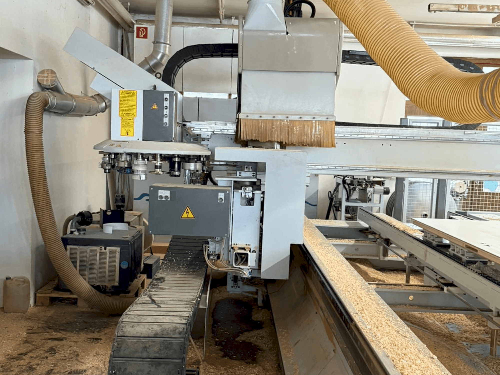 Widok z przodu maszyny HOMAG PROFI BAZ20/30/16/V/D (2003)