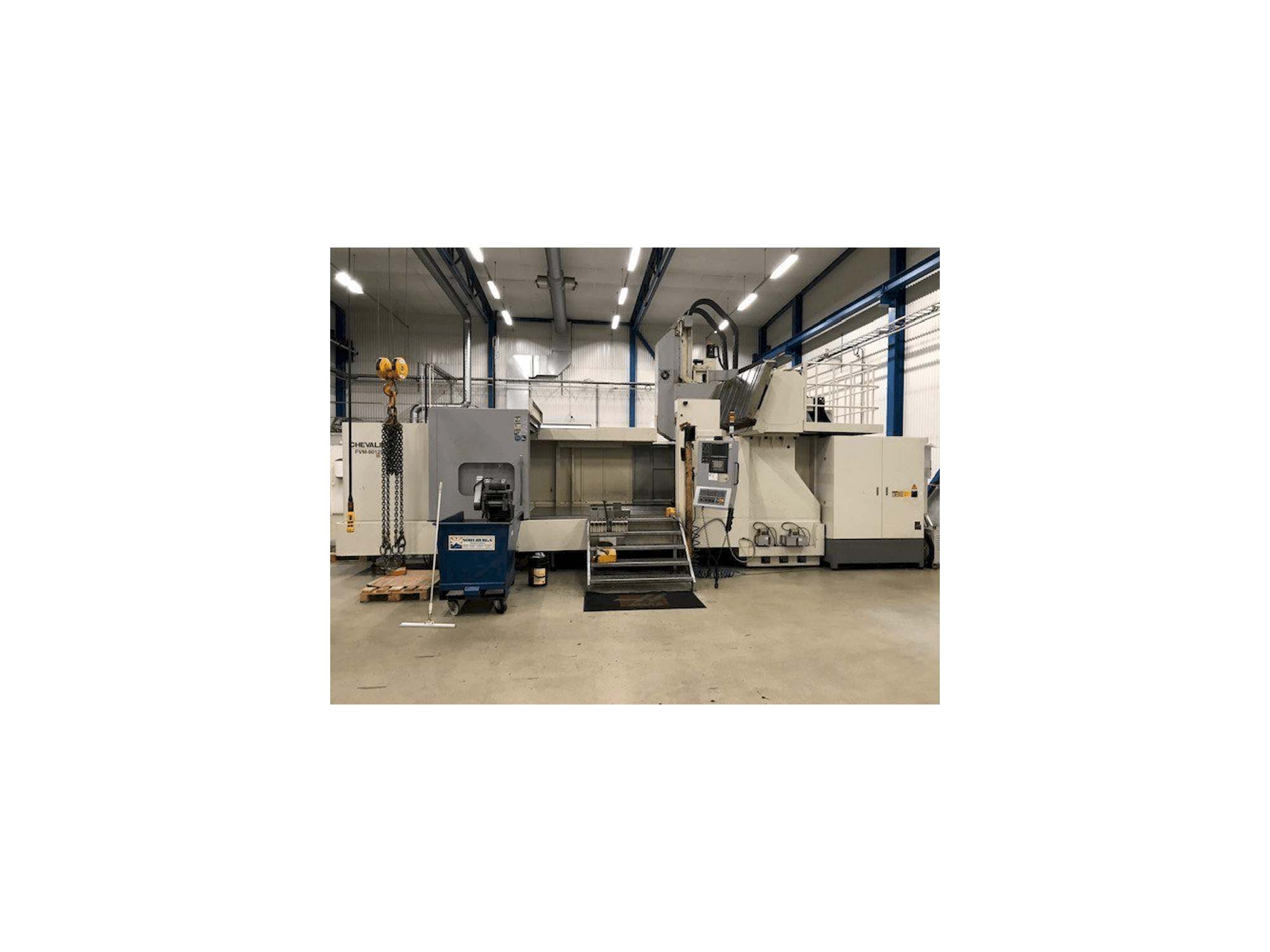 Widok z przodu maszyny Chevalier FVM-80125DC