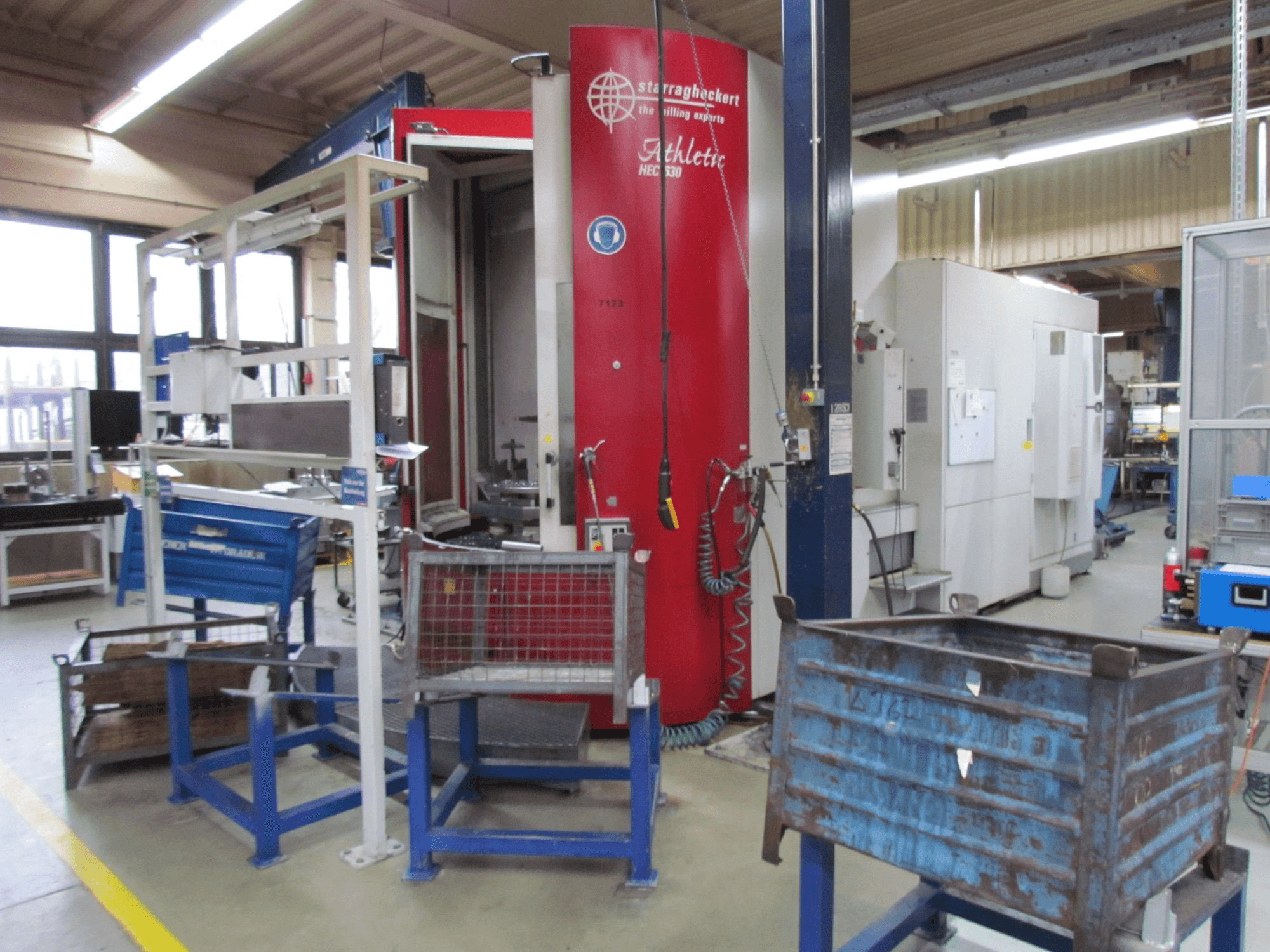 Widok z przodu maszyny Heckert HEC 630