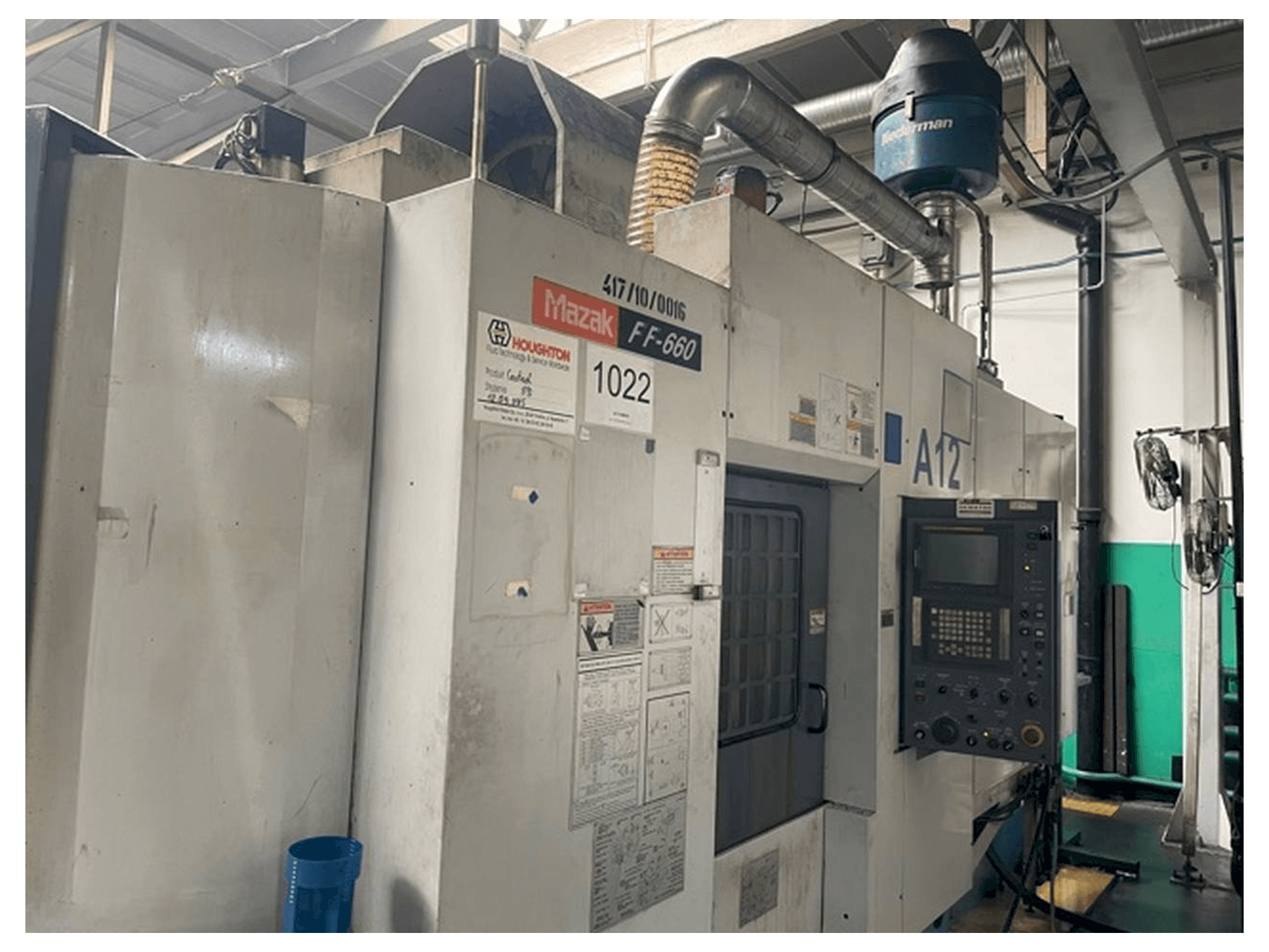 Widok z przodu maszyny Mazak FF-660