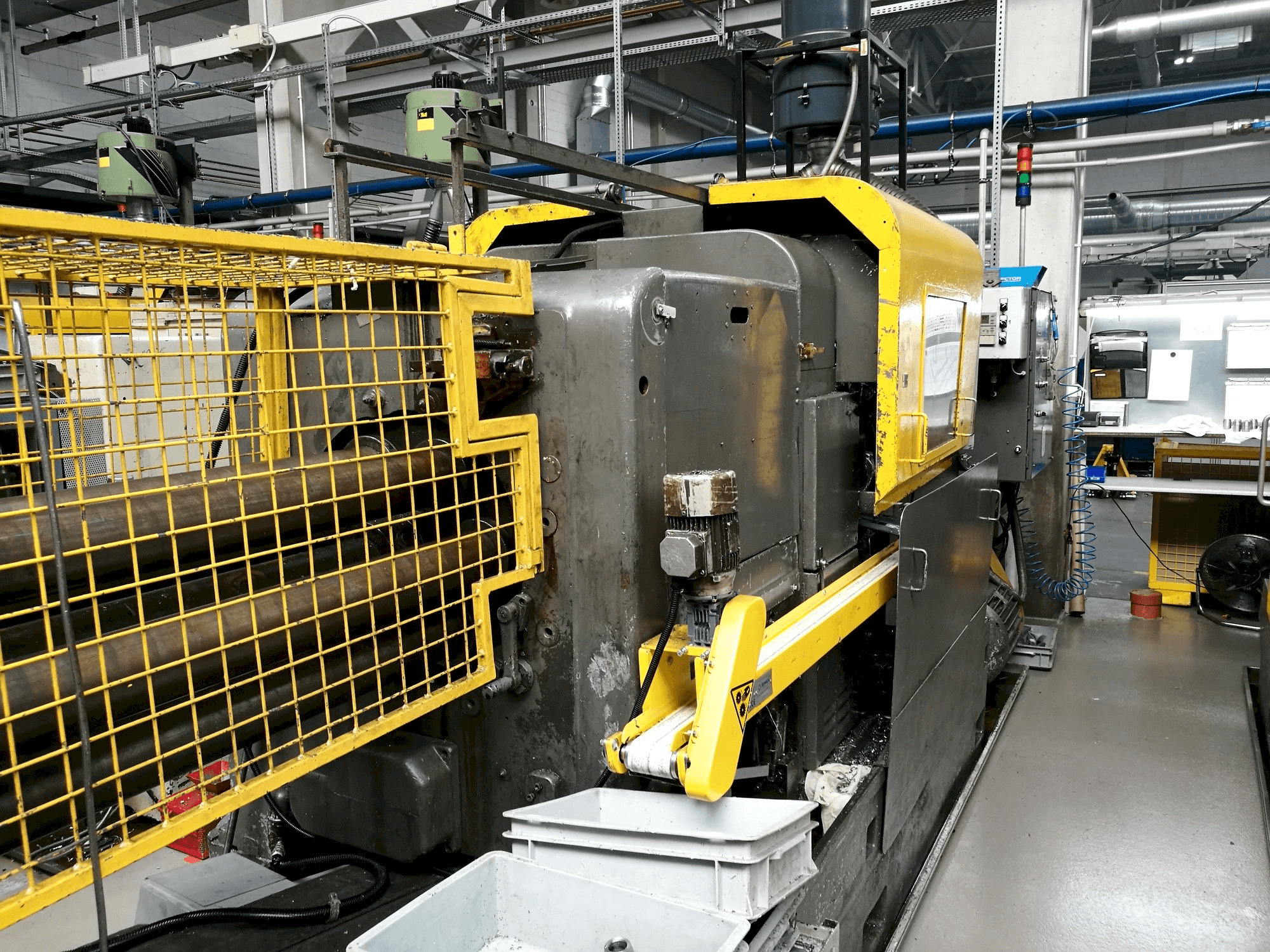 Widok z przodu maszyny Wickman 2 1/4"-6