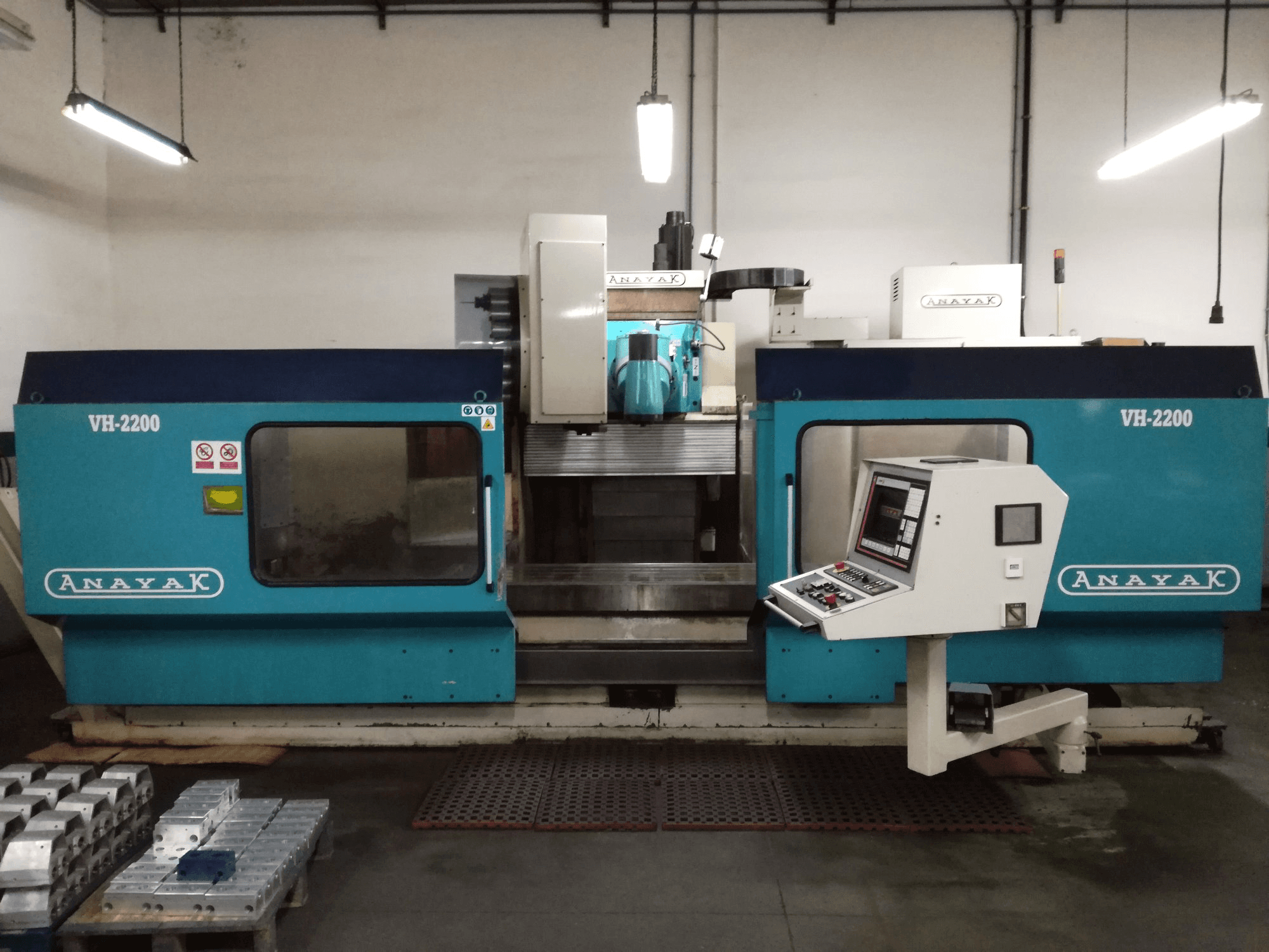 Widok z przodu maszyny ANAYAK VH-2200