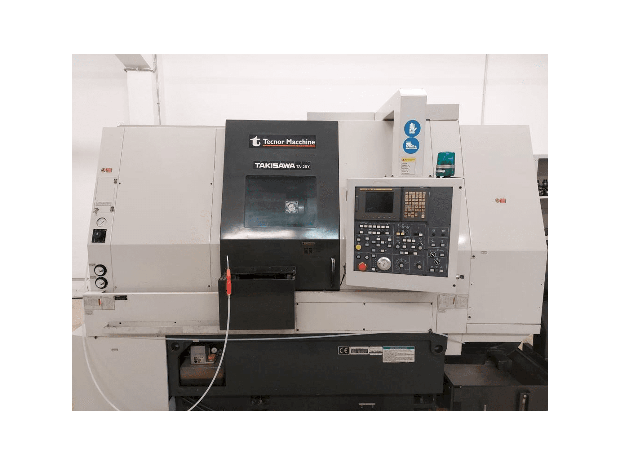 Widok z przodu maszyny Takisawa TA 25Y