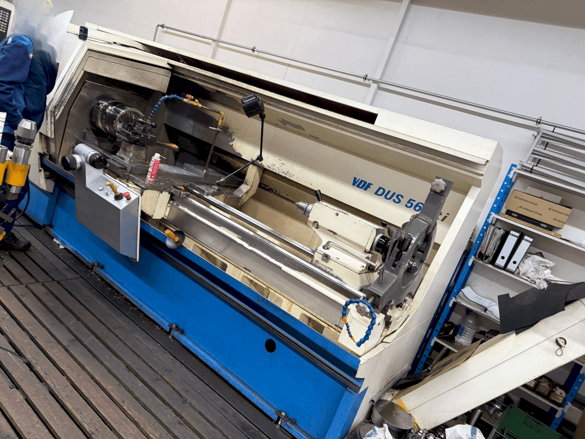 Widok z przodu maszyny BOEHRINGER VDF DUS 560 ti