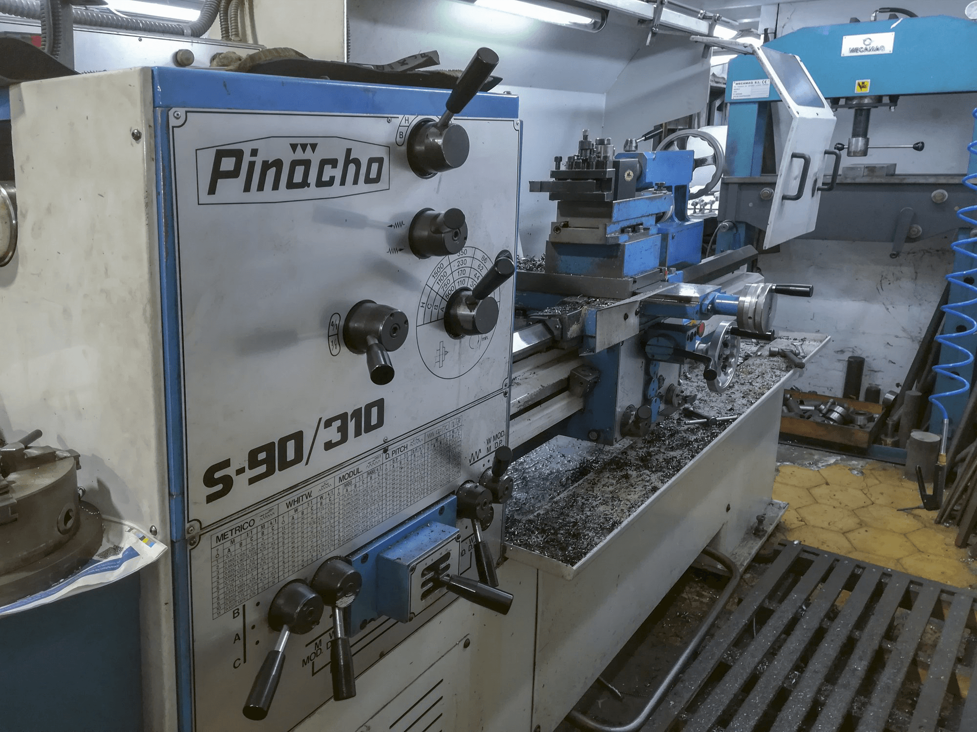 Widok z lewej 1 maszyny Pinacho S-90/310