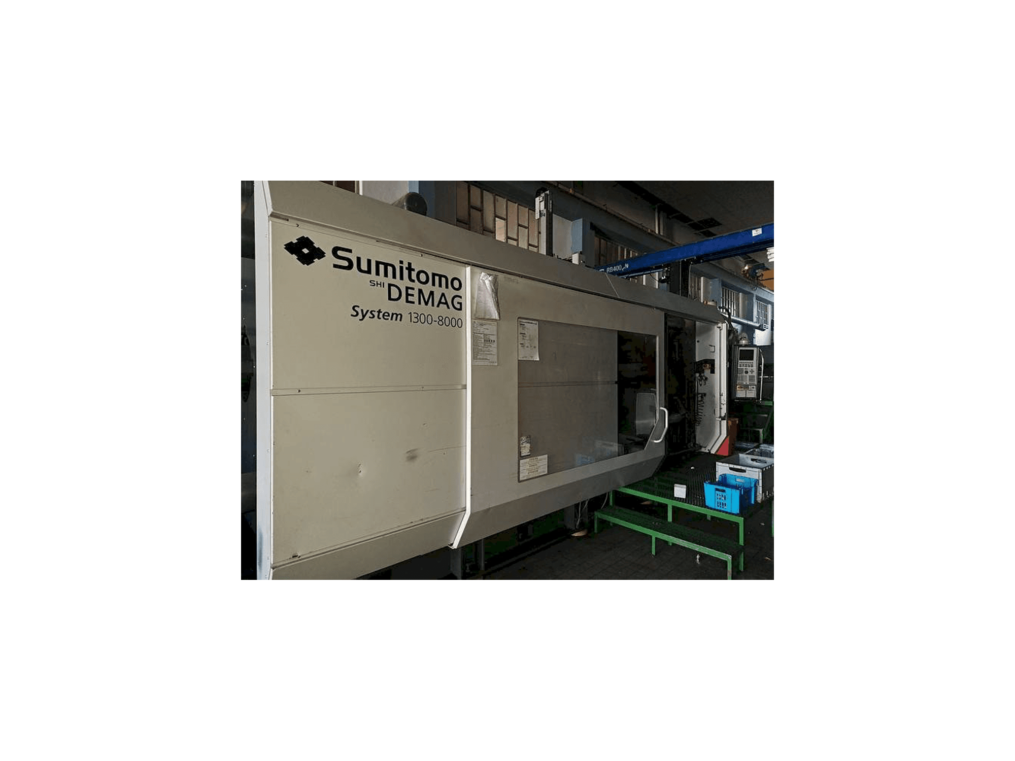 Widok z przodu maszyny Sumitomo Demag 1300-8000