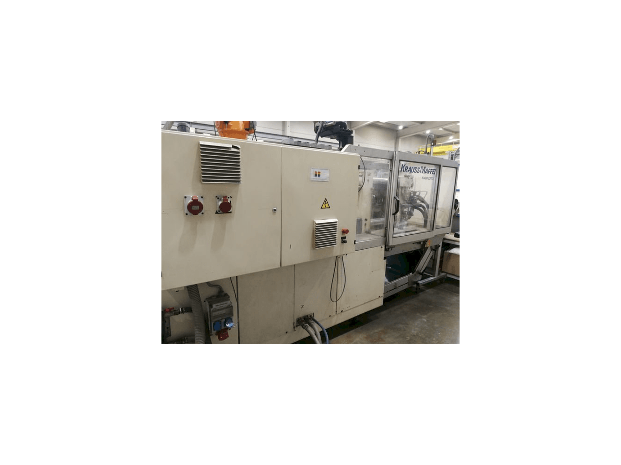 Widok z przodu maszyny Krauss Maffei 80/220 C1